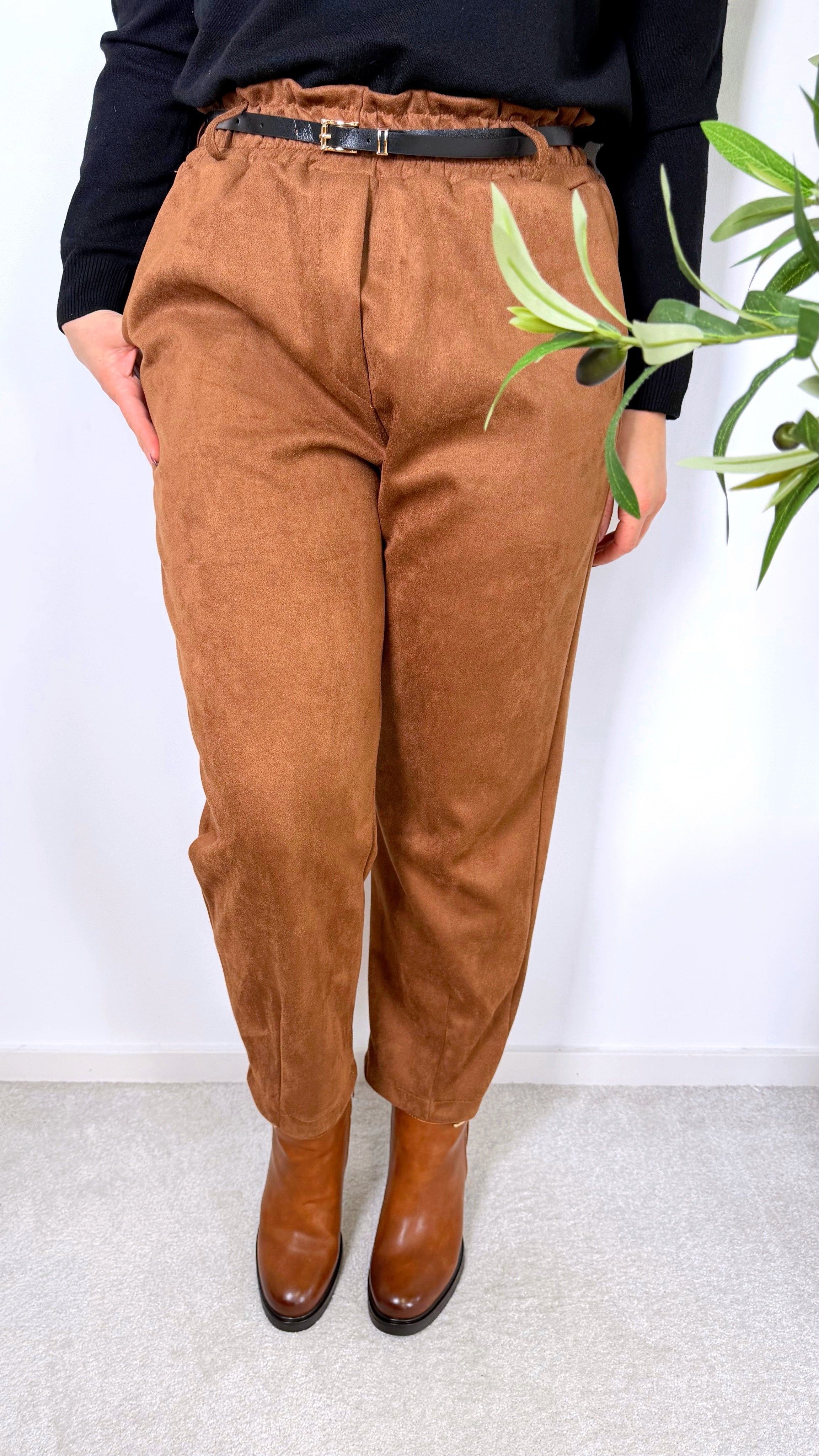 Hose Lara Ease *Camel*