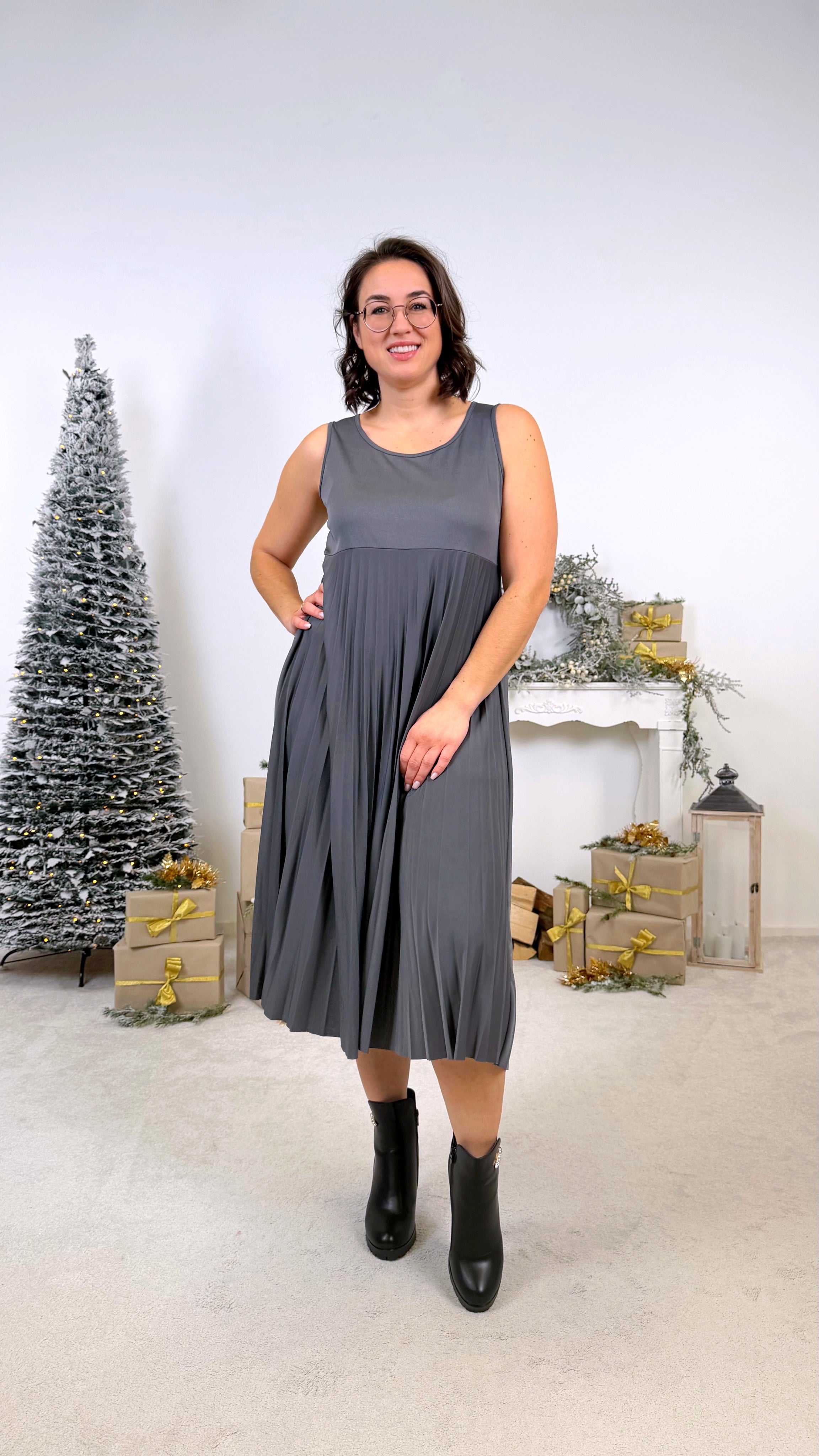 Kleid Elegant Motion *Hellgrau* Q9