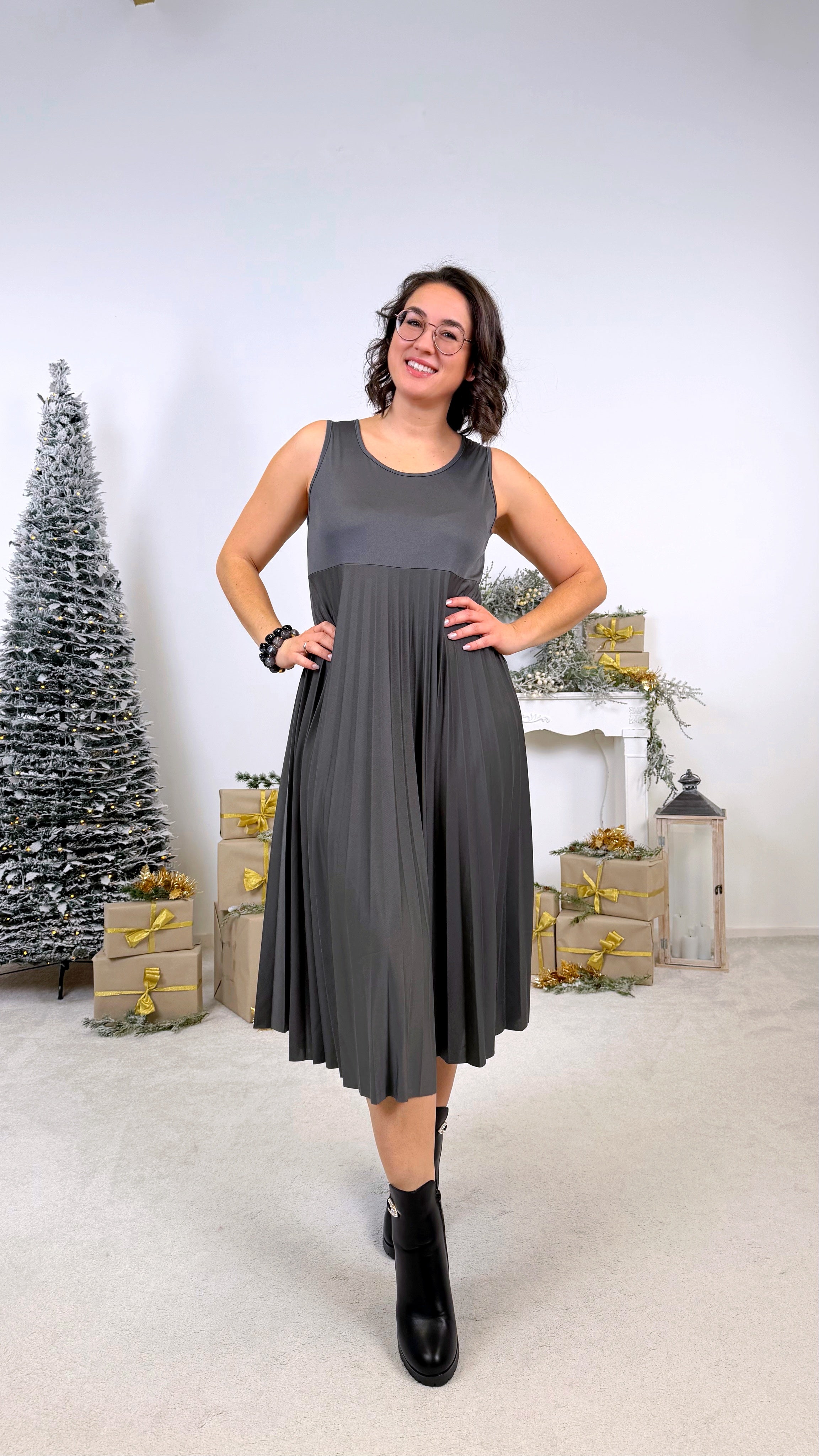 Kleid Elegant Motion *Dunkelgrau* Q9