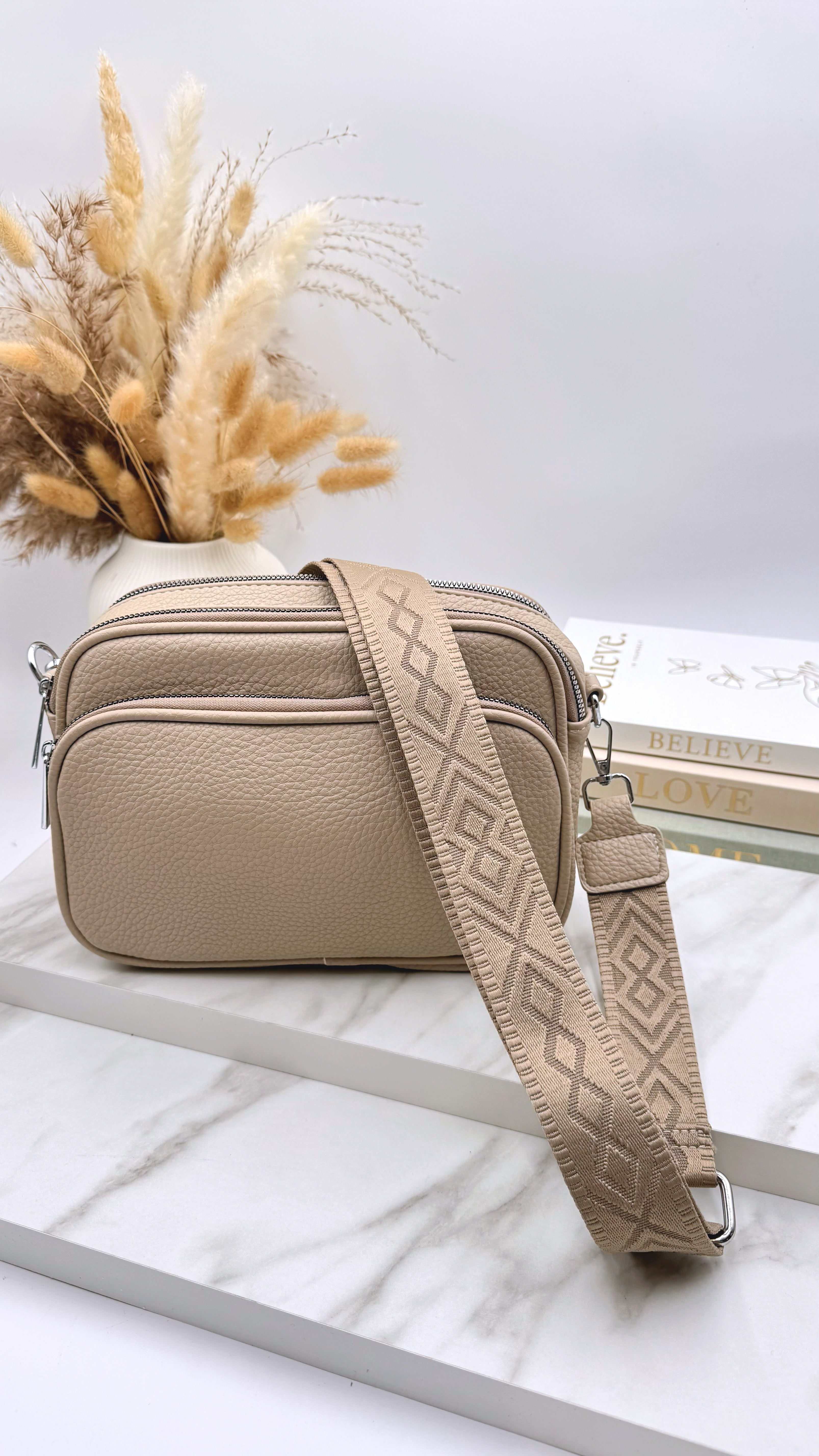 Kleine Umhänge Tasche Classy Touch *Taupe*