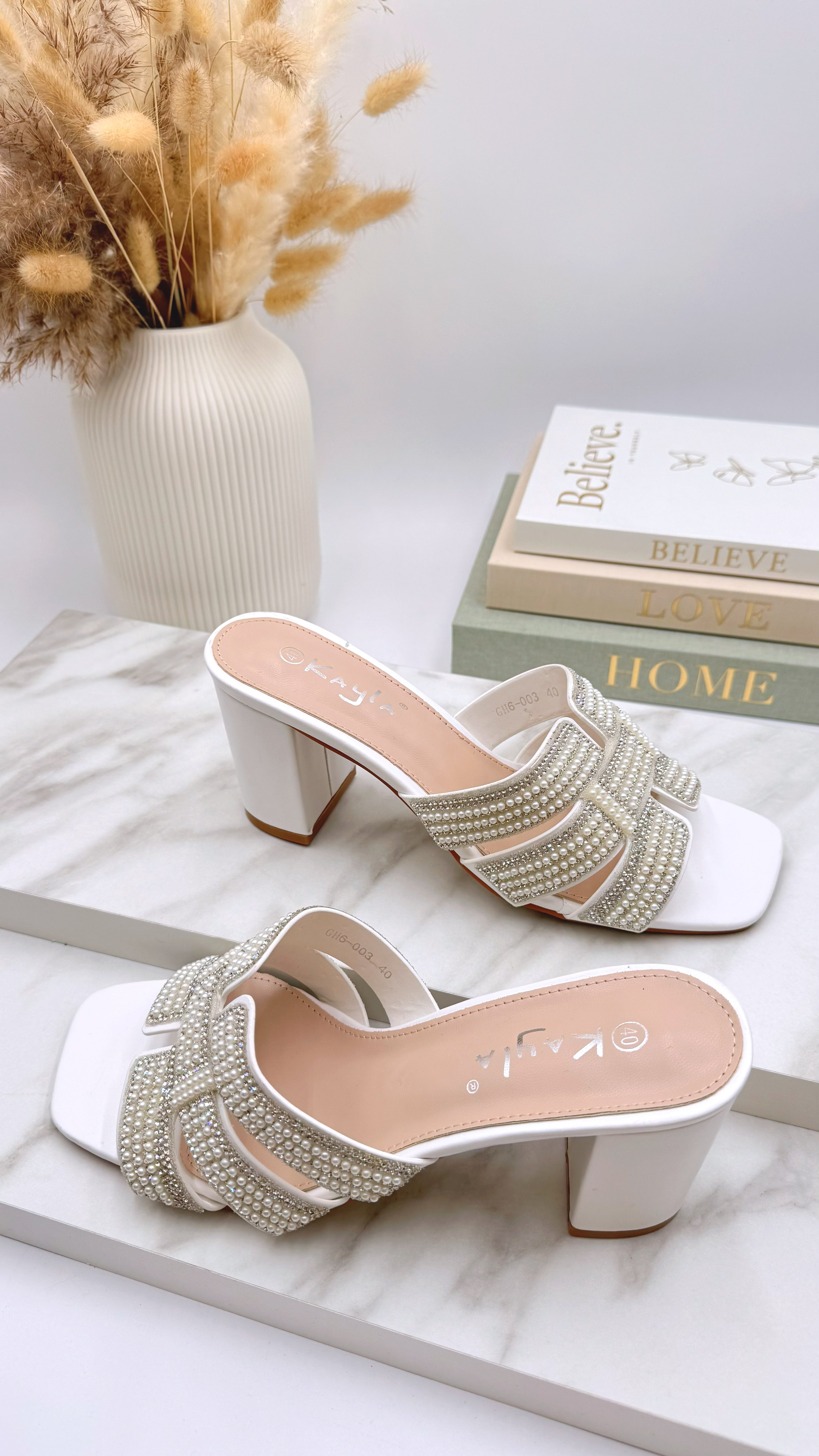 Sandale Luxury Bow *Weiß*