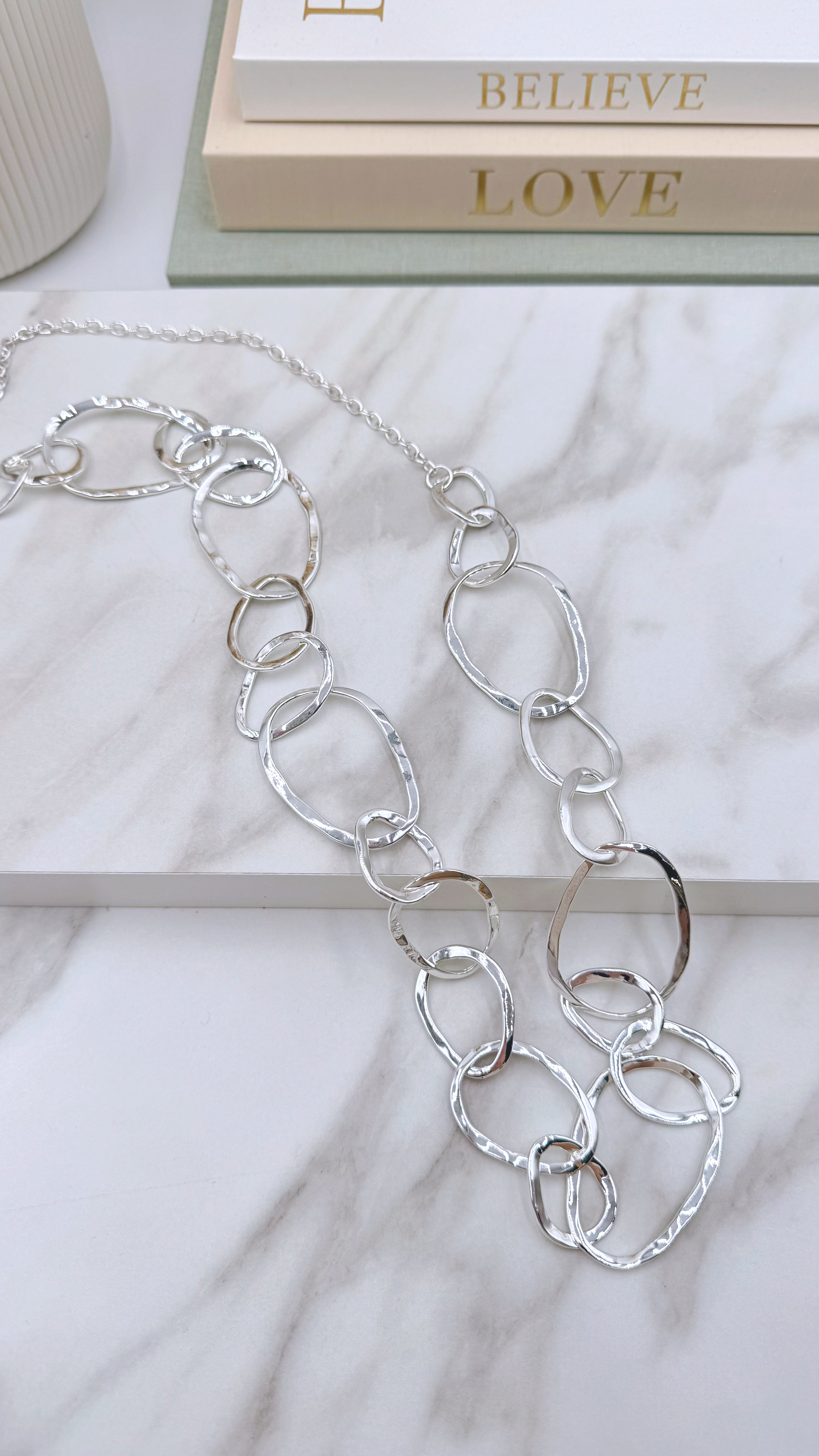 Lange Halskette Silver Statement