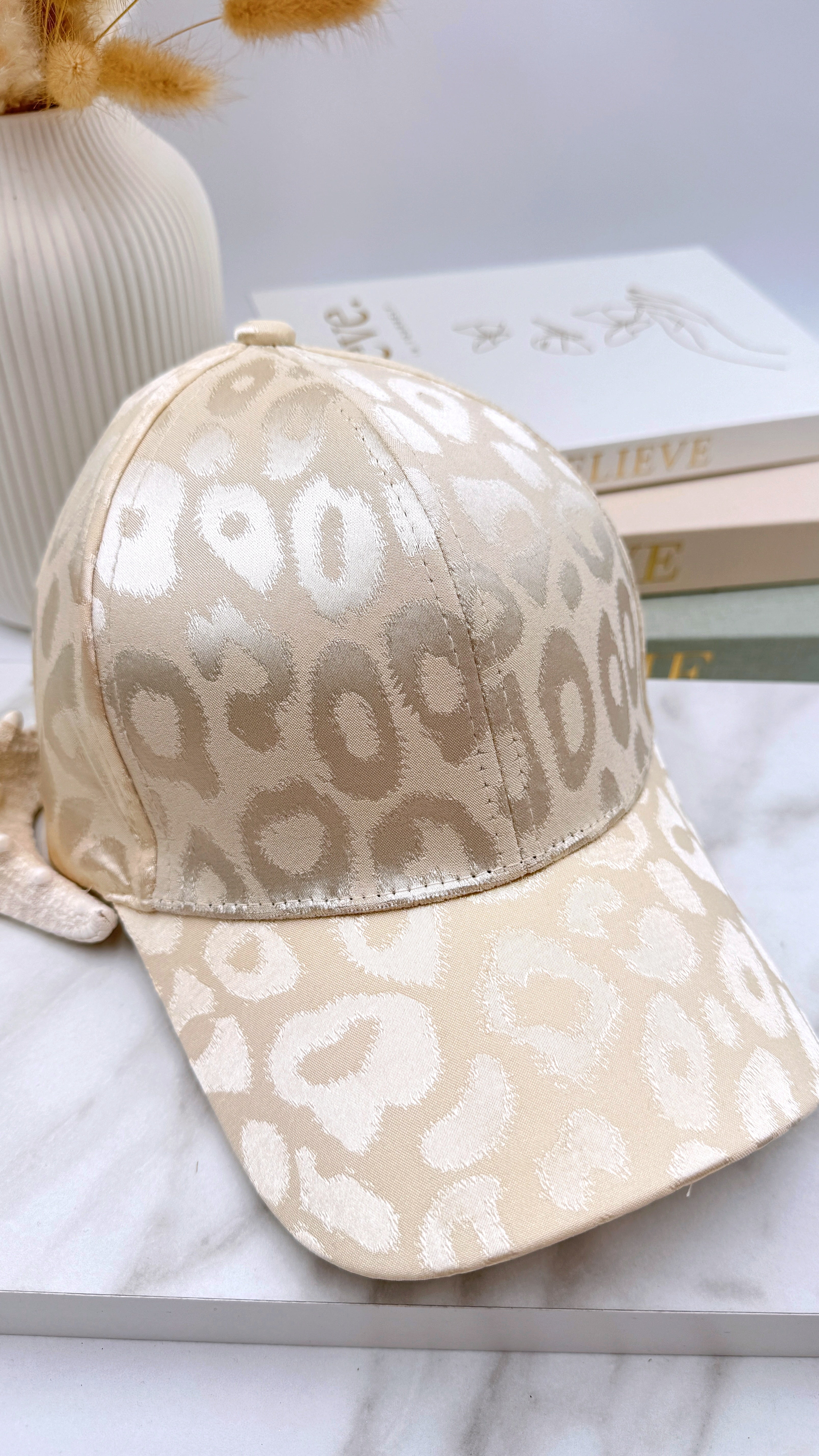 Kappe Leo City *Creme*