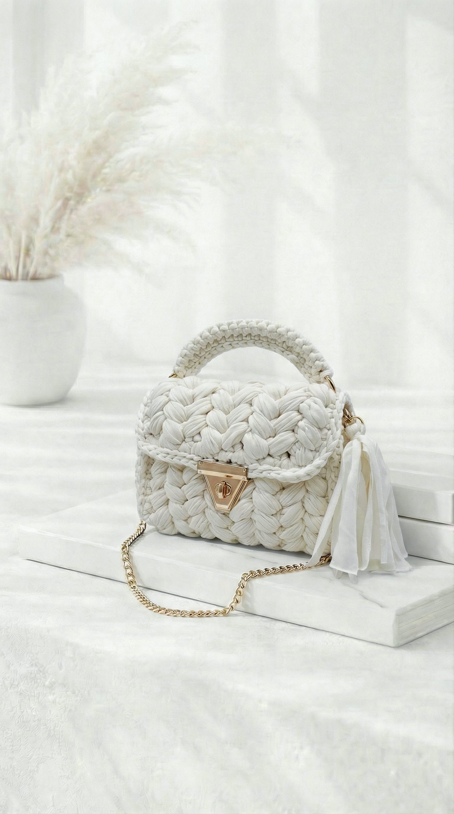 Kleine Handtasche La Diva *Creme*