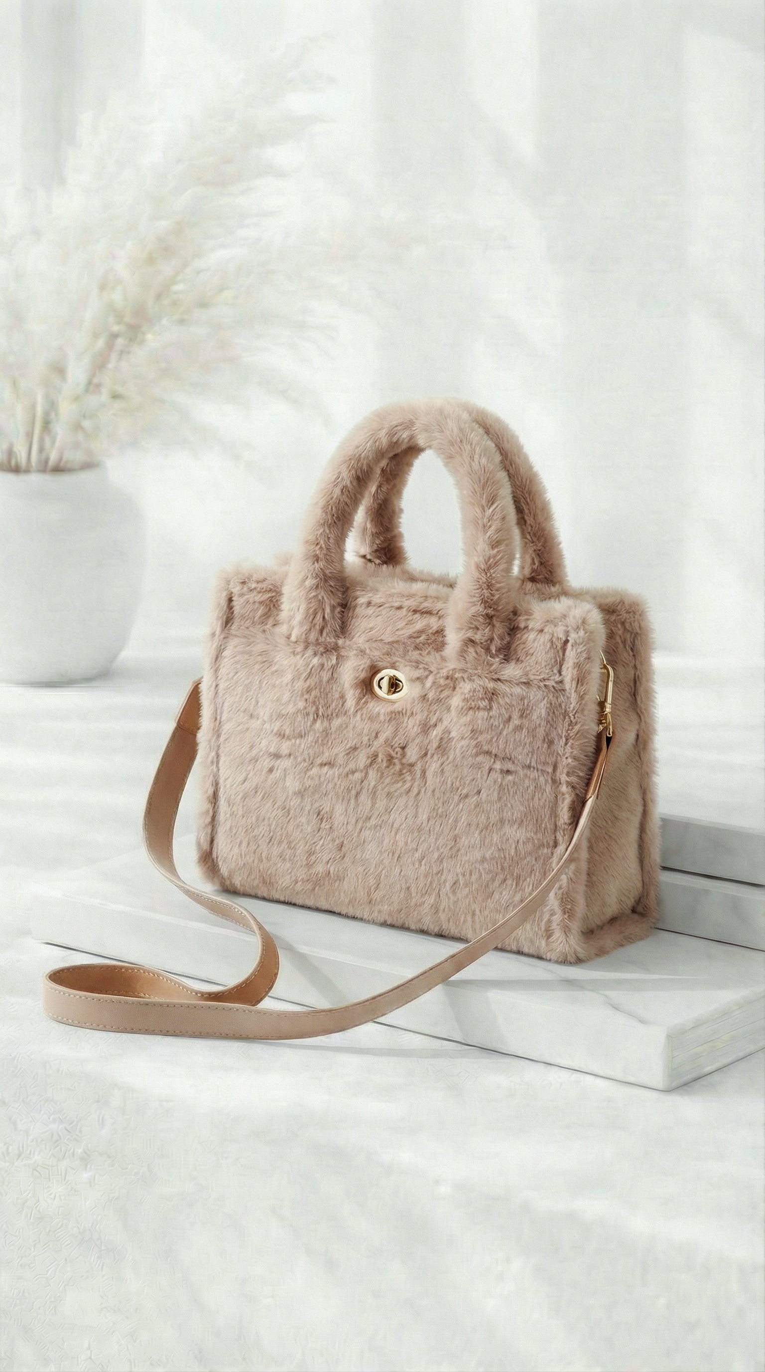Tasche Fluffy Plush (4 Farben)