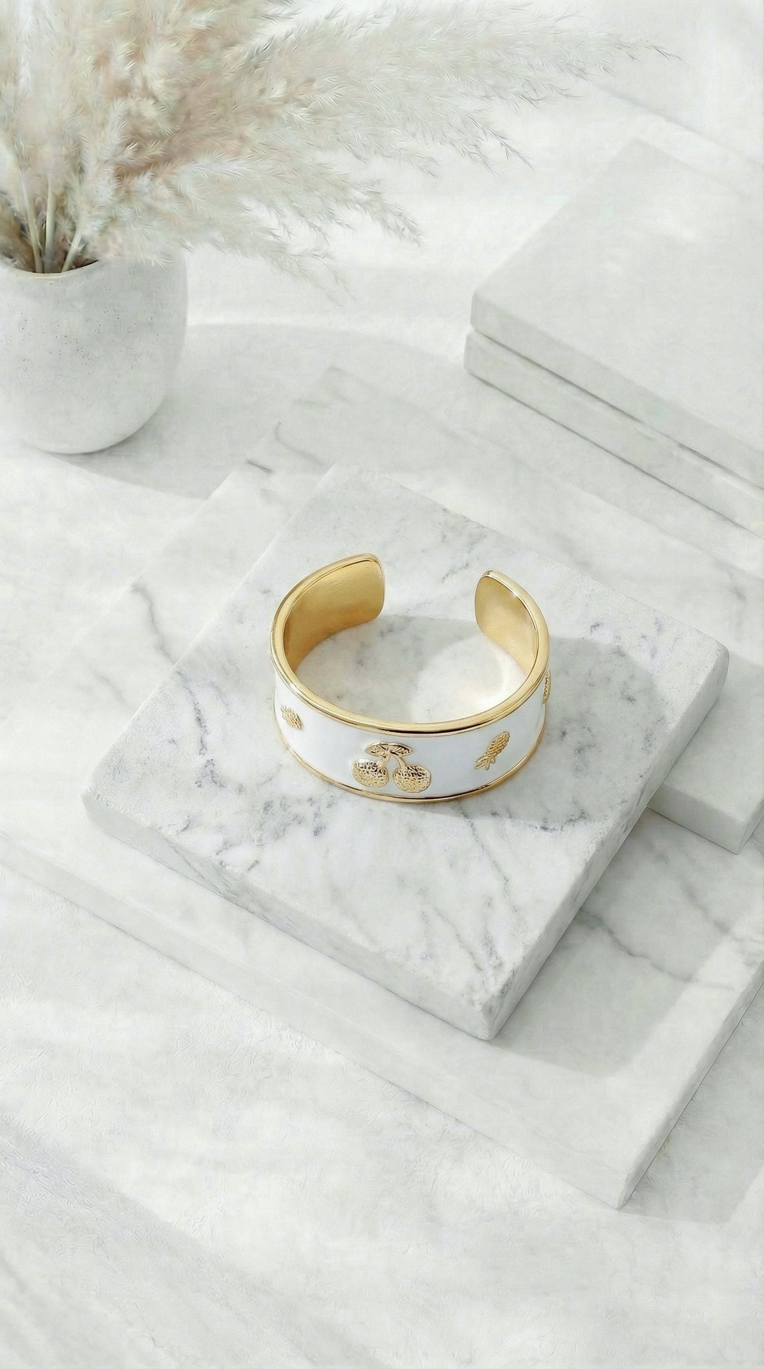 Armreif Elegant Fruit *Beige*