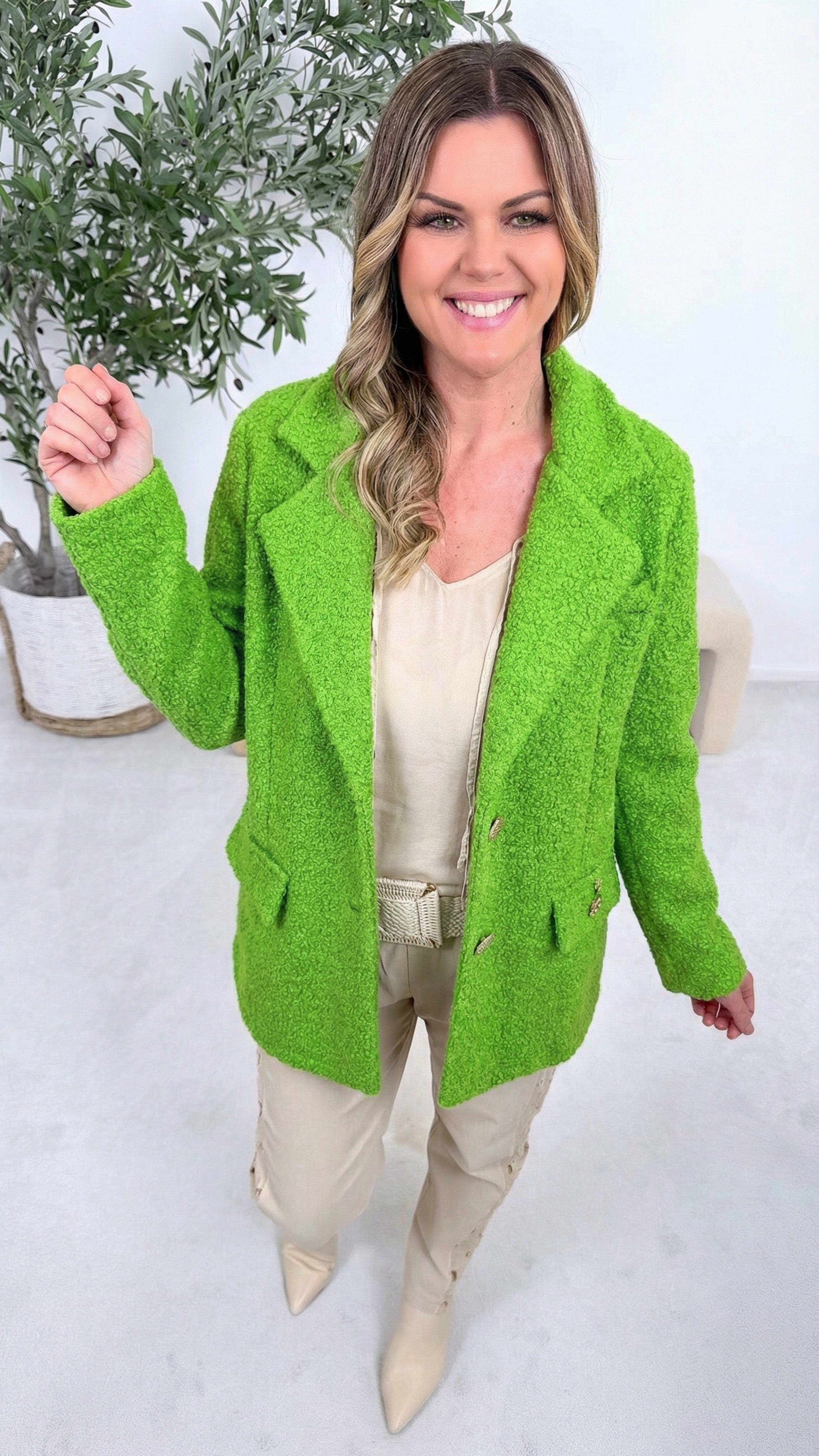 Bouclé Jacke Soft Ivory *Grün*