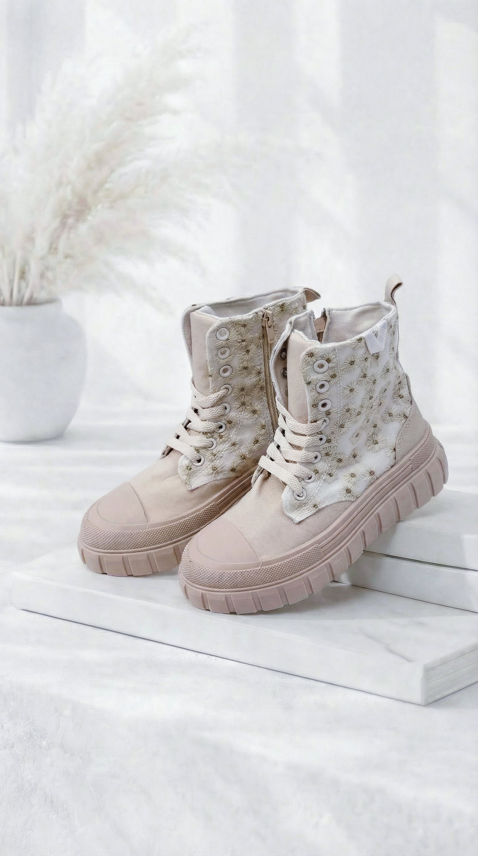High Sneaker Blossom Rebel *Beige*