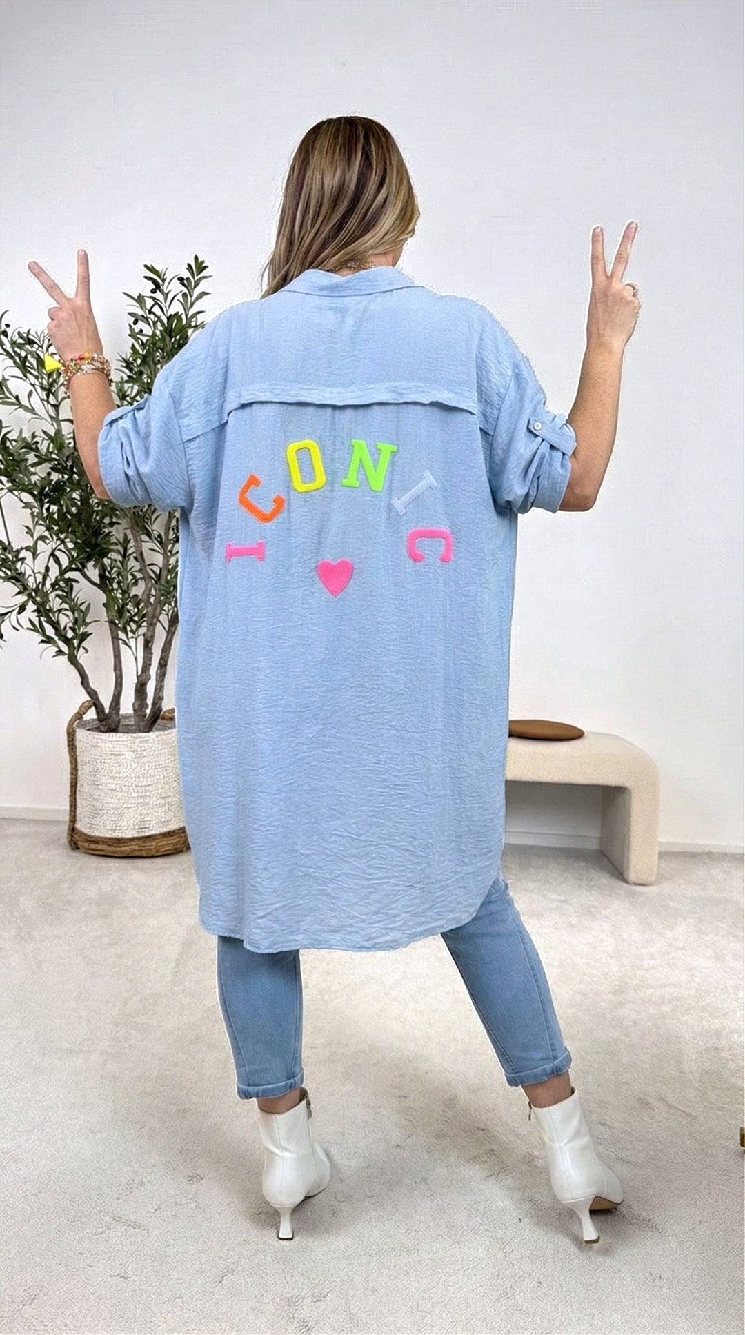 Bluse Iconic Summer *Hellblau*