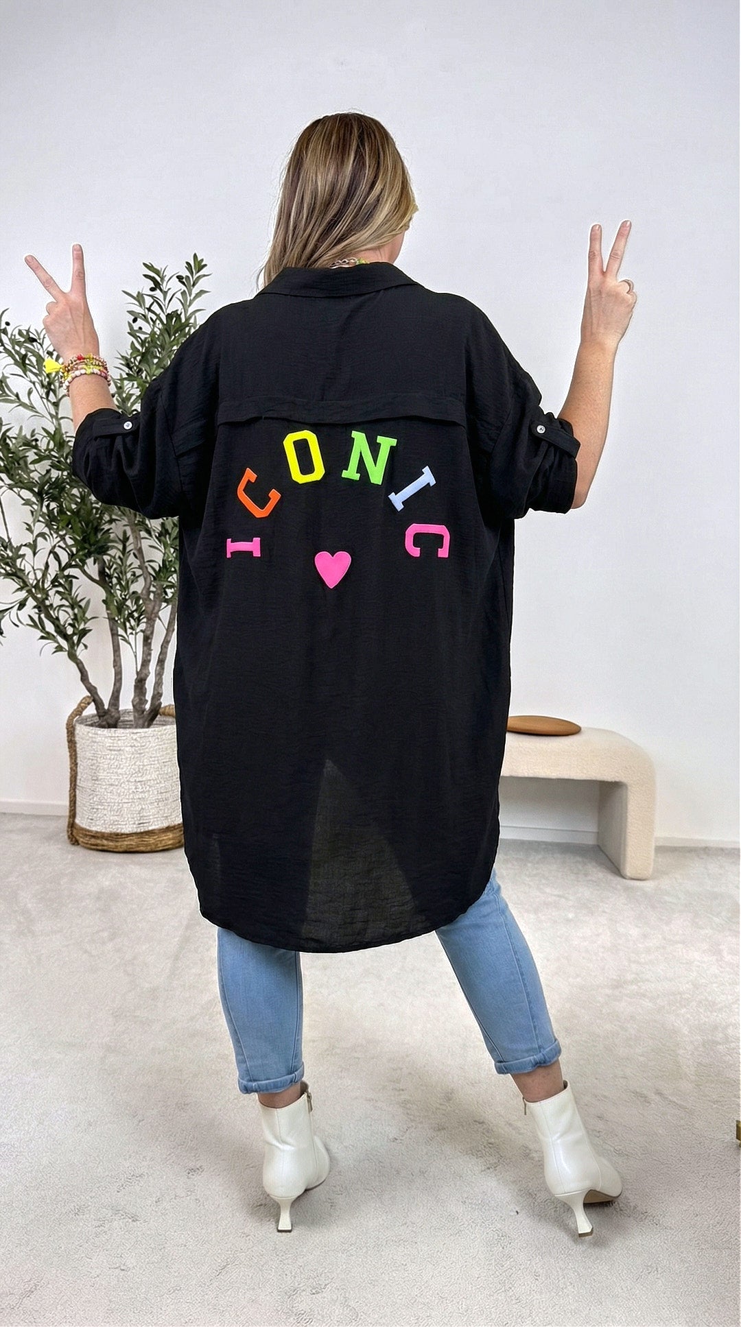 Bluse Iconic Summer *Schwarz*