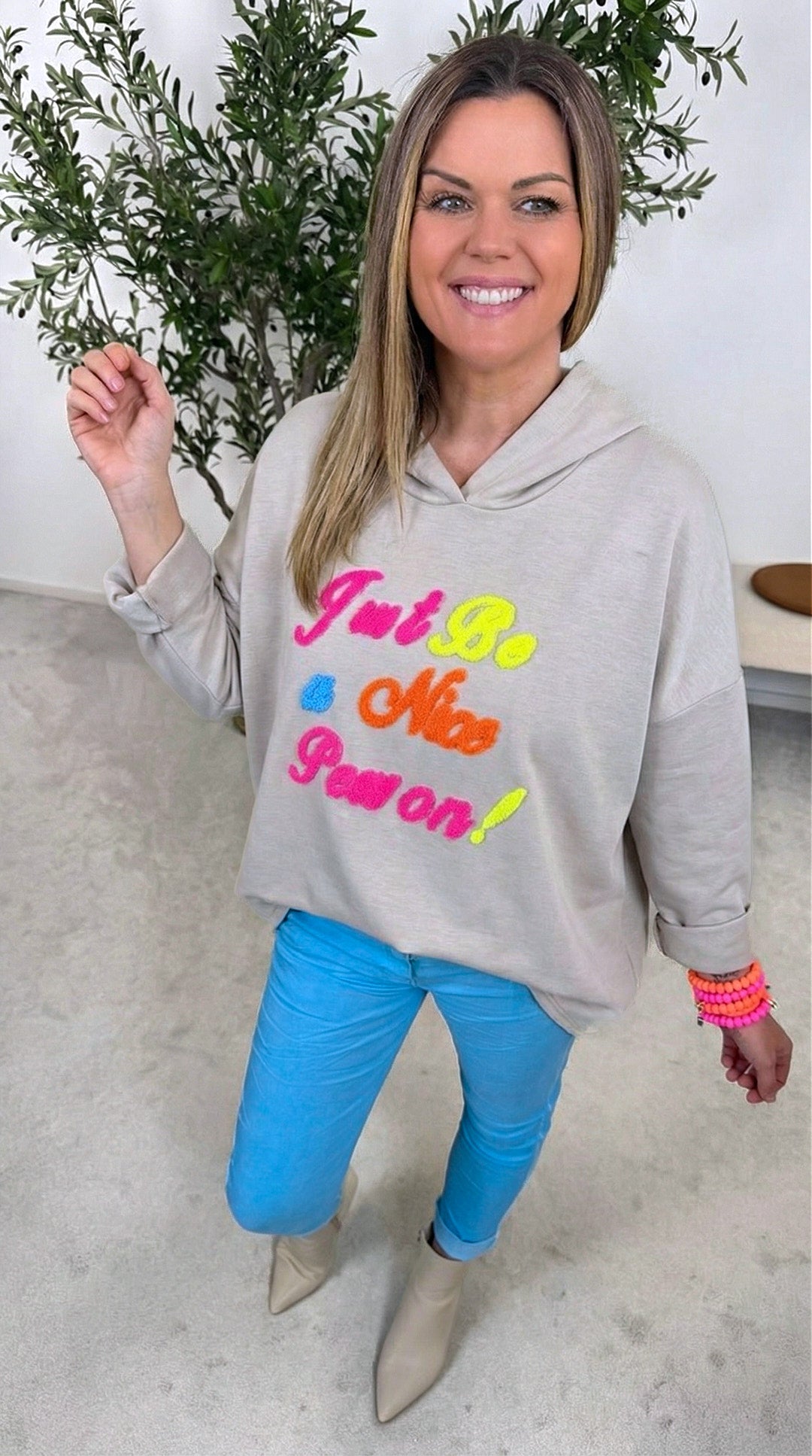 Hoodie Bold Soul *Beige*