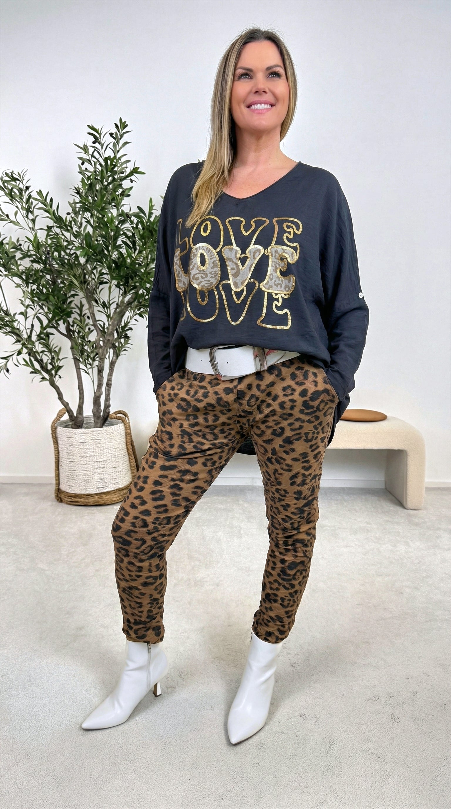 Blusenshirt Love Rules *Schwarz*