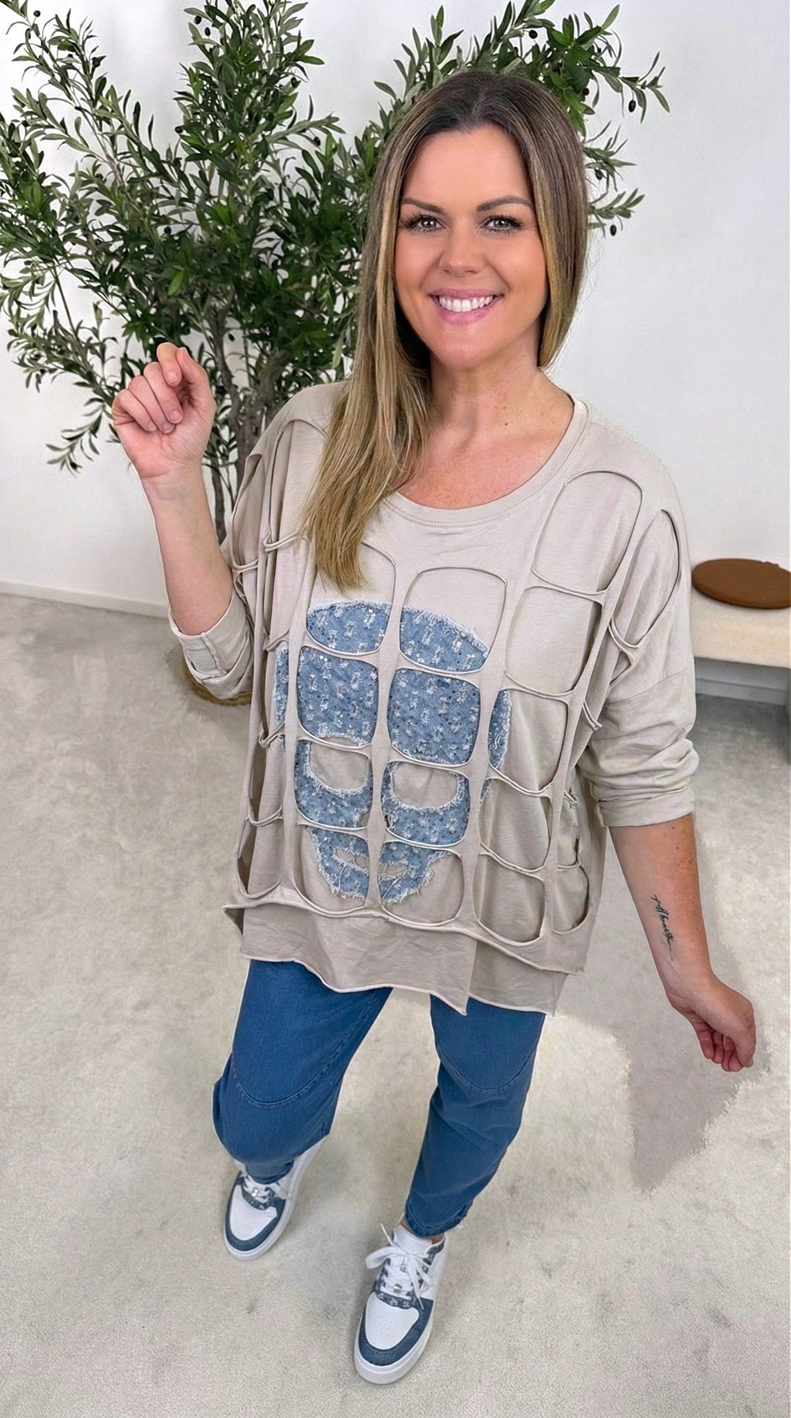 Langarmshirt Power Cut-Out *Beige* SKULL