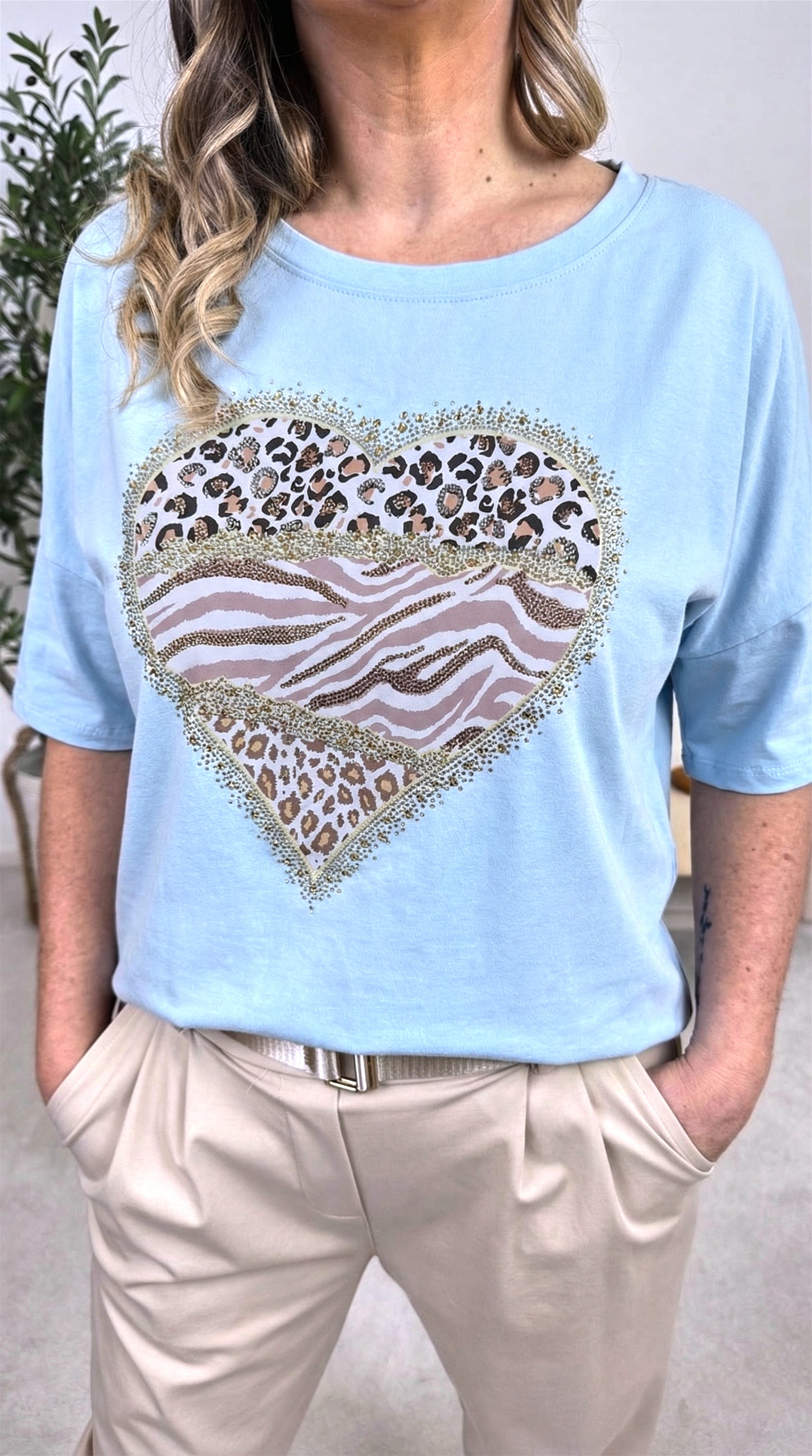 T-Shirt Untamed Heartbeat *Hellblau*