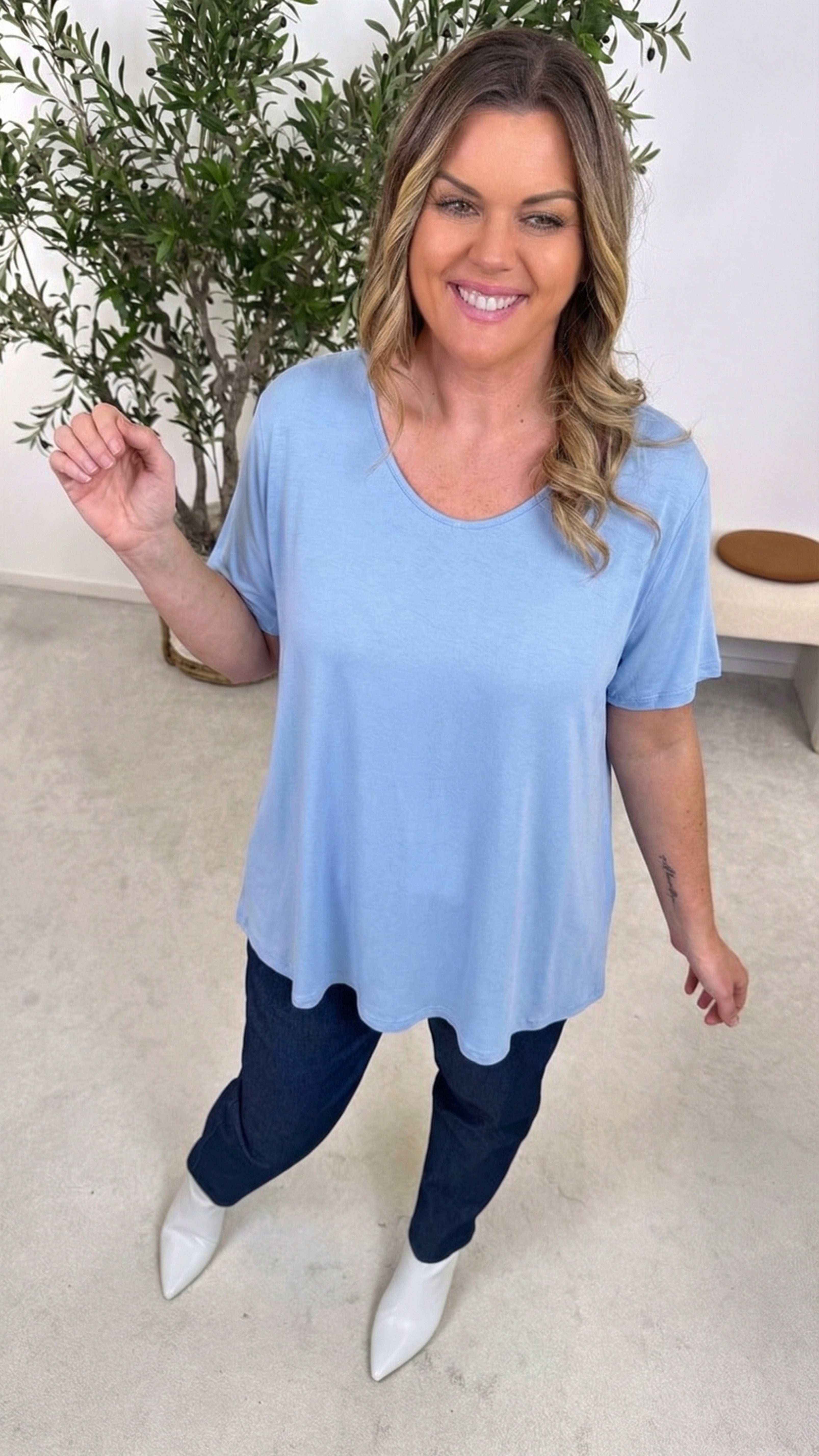 T-Shirt Crossed Love *Hellblau*