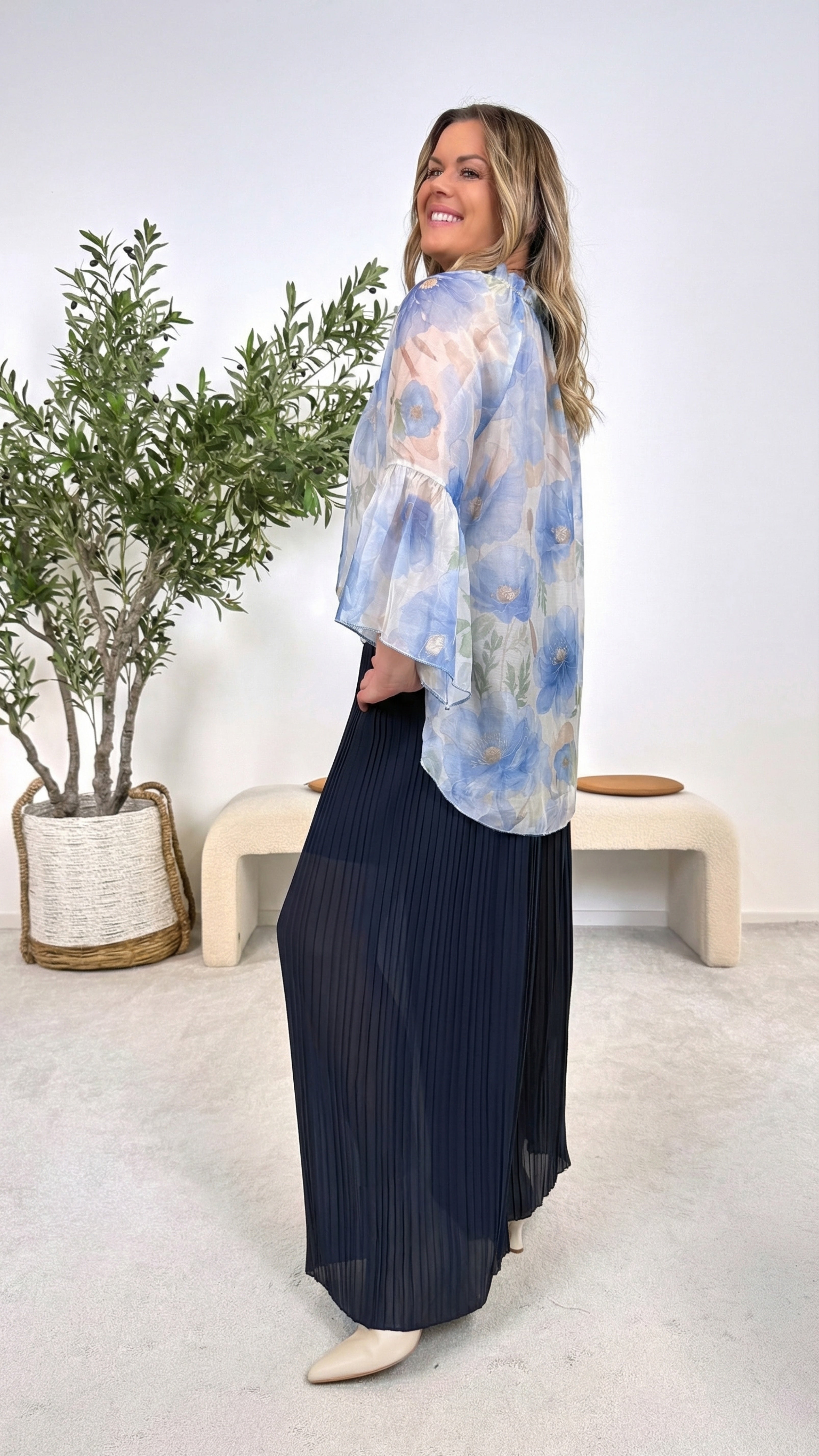 Bluse Romantic Bloom *Hellblau*