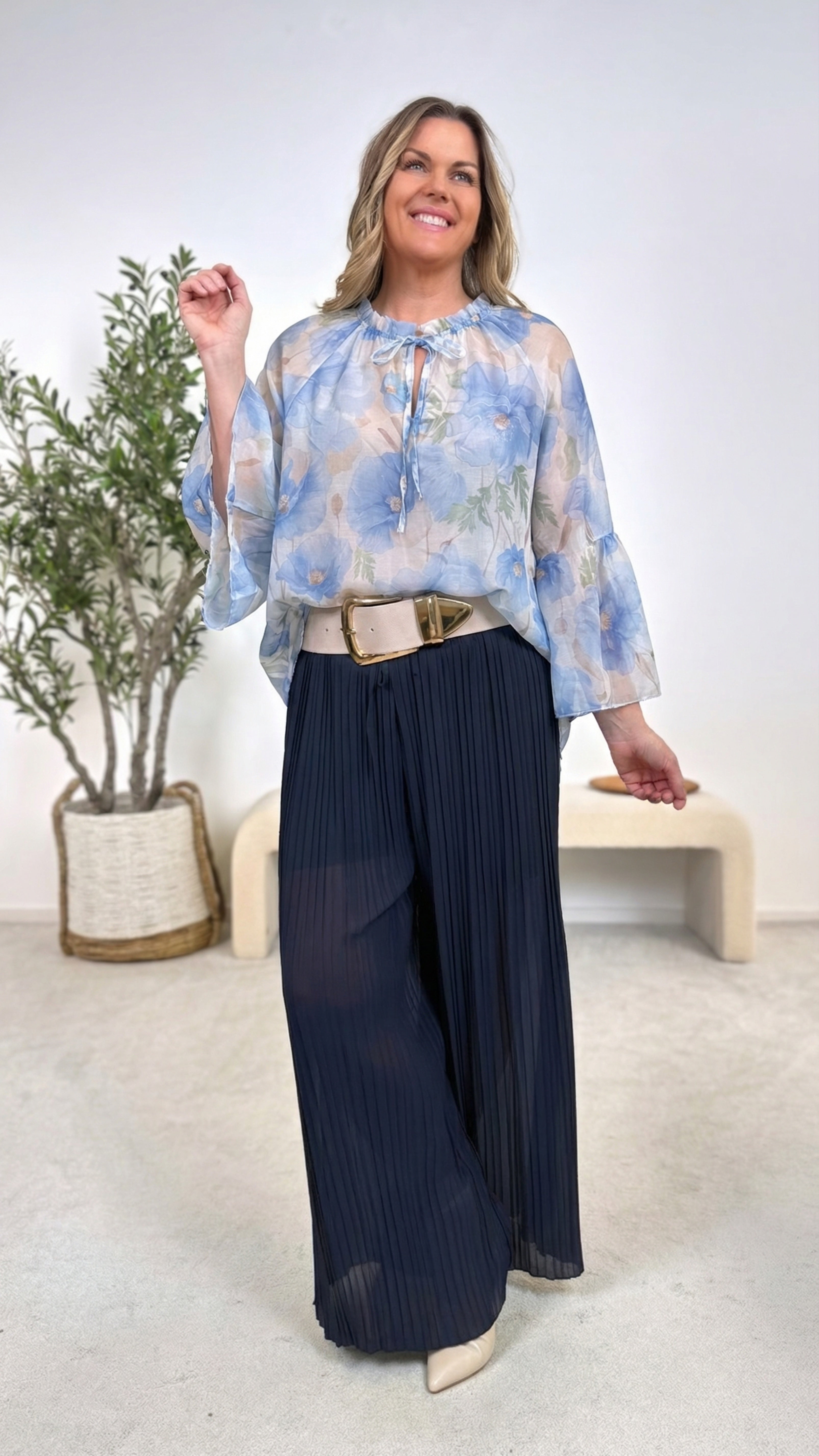 Bluse Romantic Bloom *Hellblau*