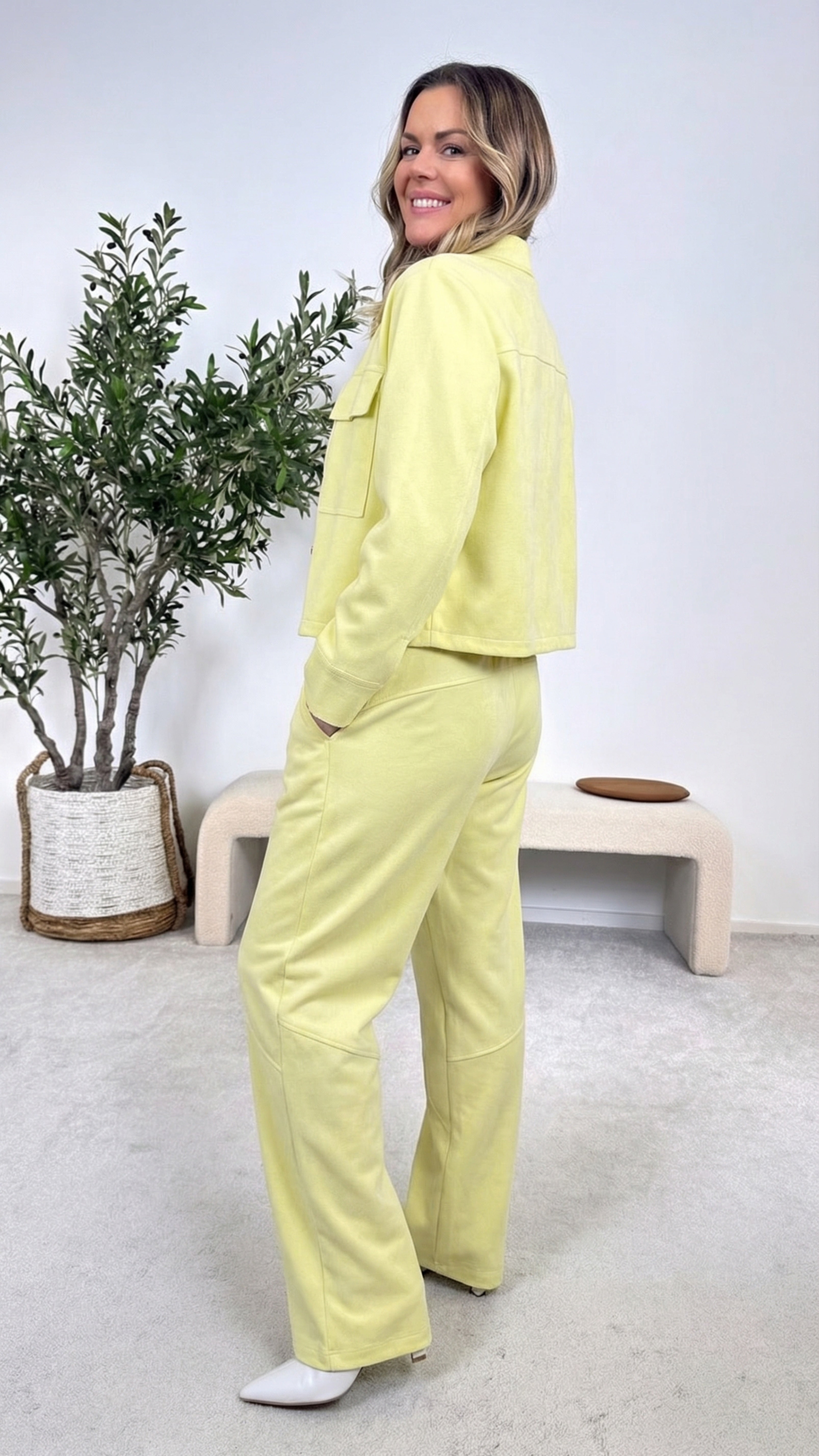 Kurze Jacke Skyline Soft *Gelb*