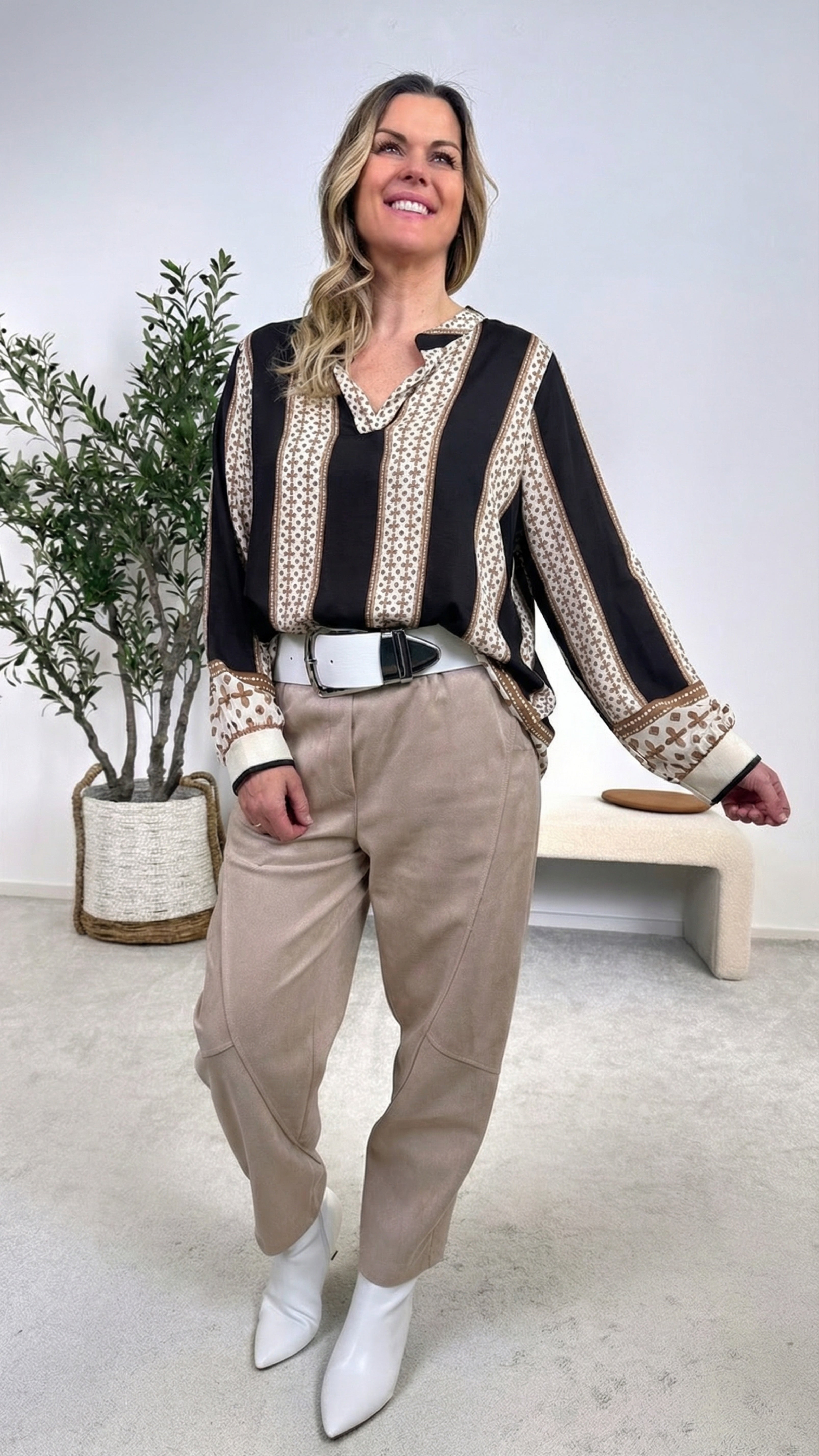 Blusenshirt Modern Orient *Schwarz*