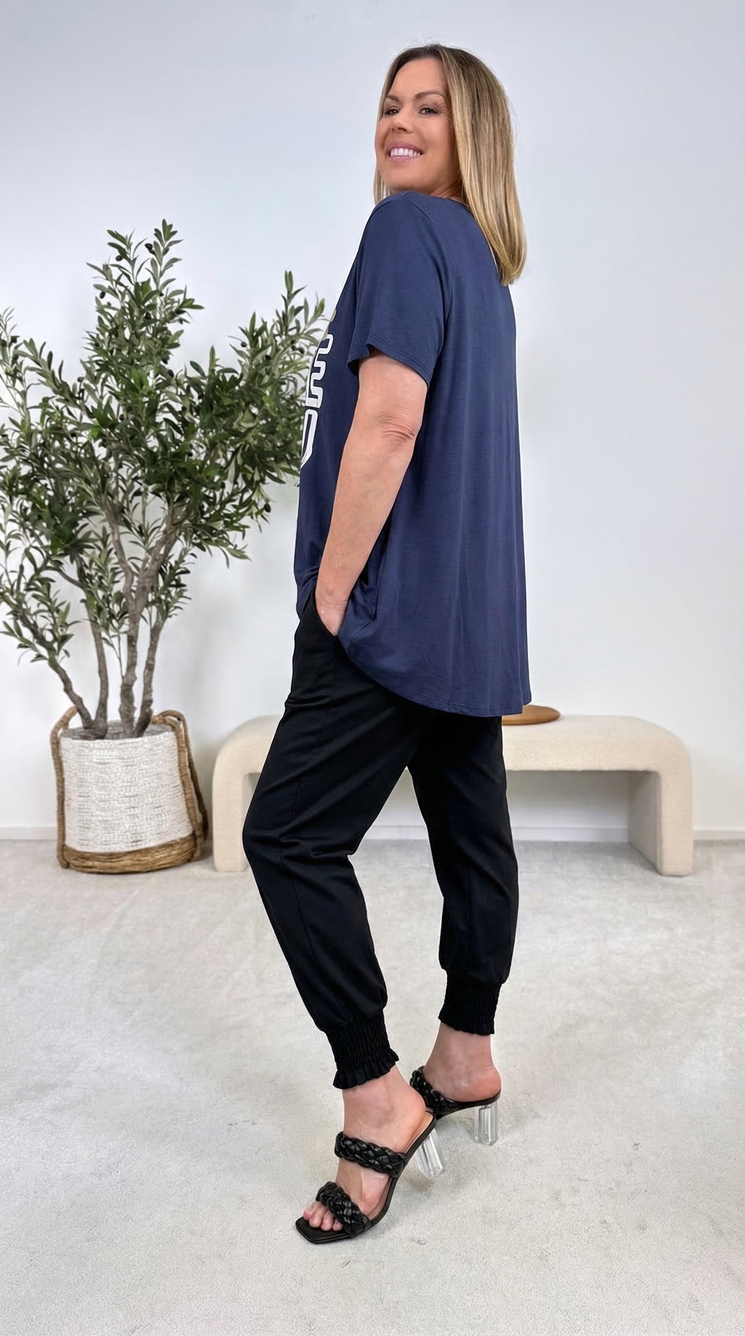 T-Shirt Lovely Day *Dunkelblau*