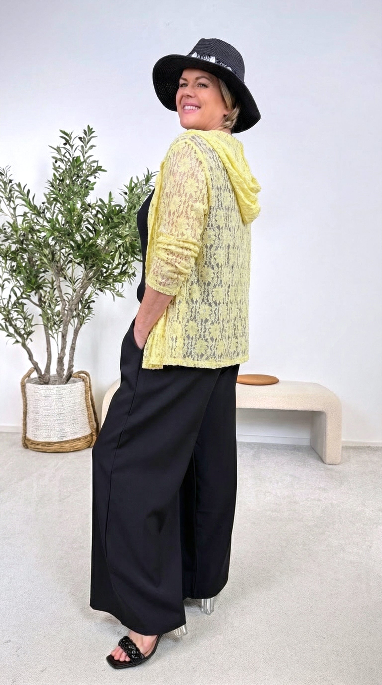 Spitzen-Cardigan Mystic Lace *Gelb*