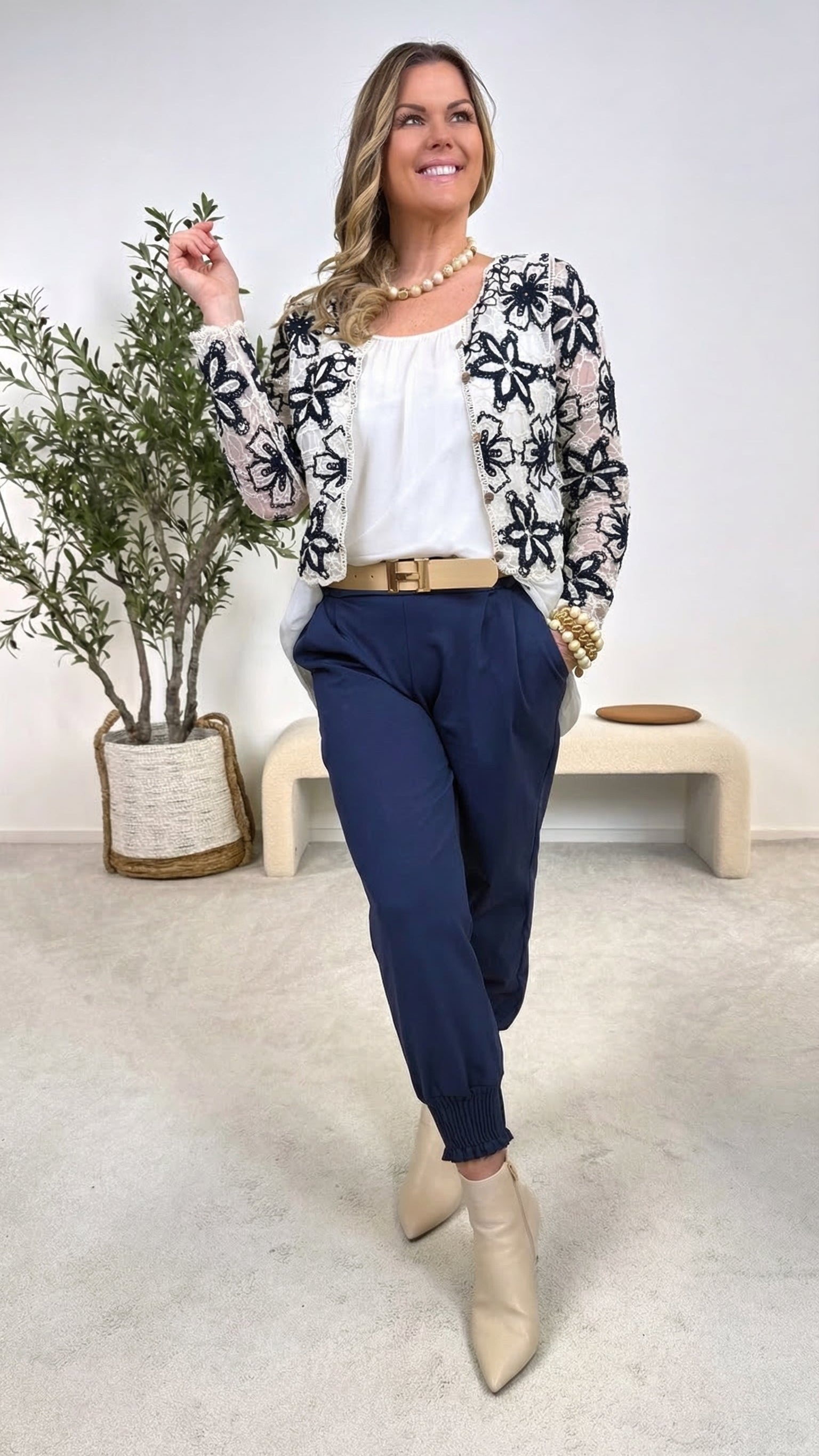 Spitzen-Cardigan Riviera Lace *Schwarz*