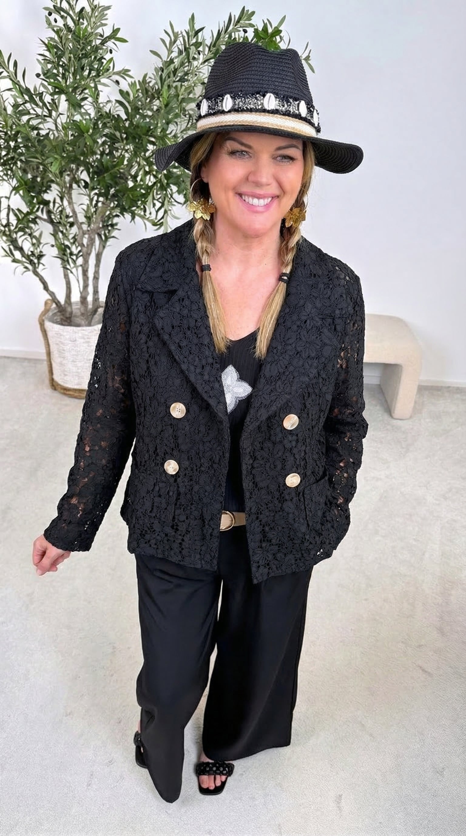 Kurzer Blazer Noble Aura *Schwarz*