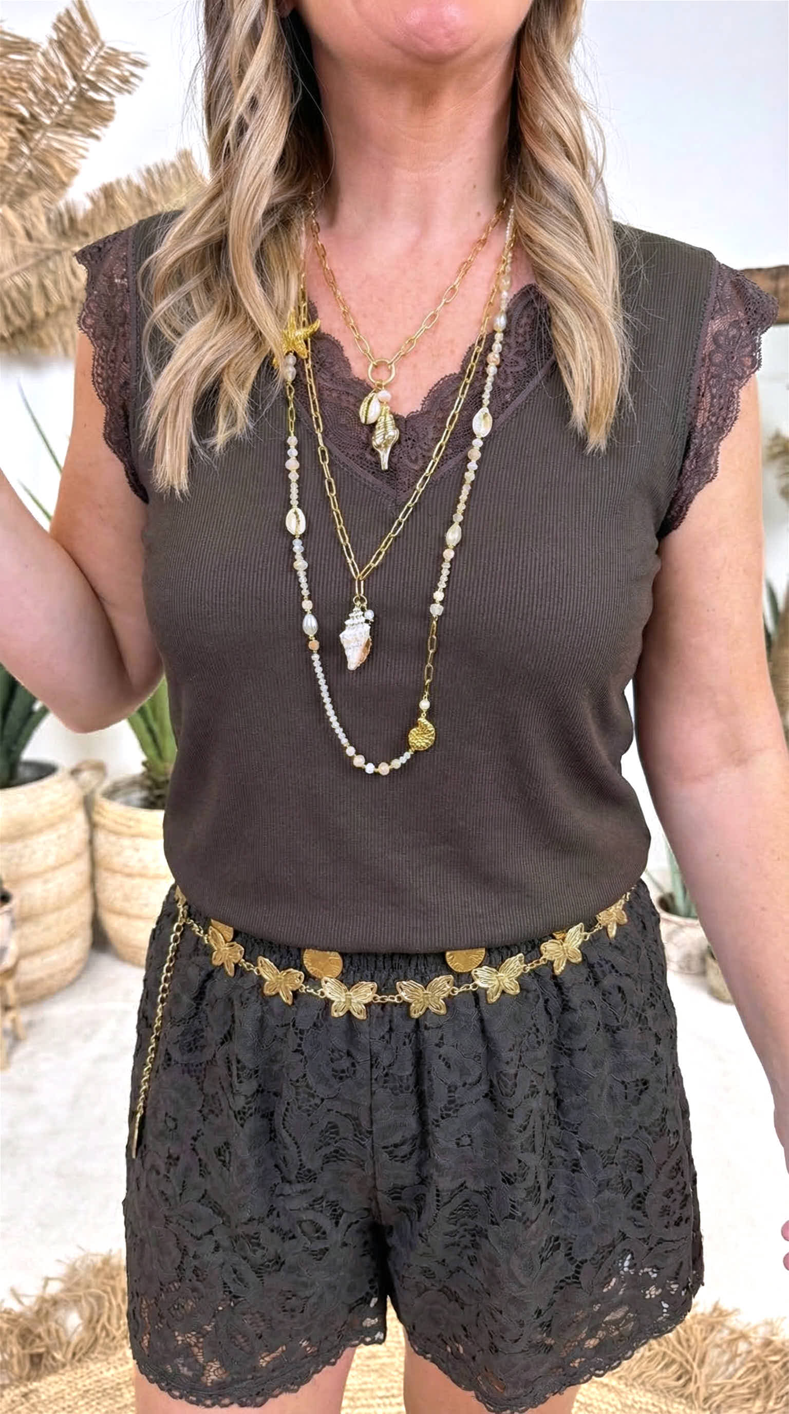 Kurze Hose Lace Darling *Schoko* (lieferbar ab 2.4.26)