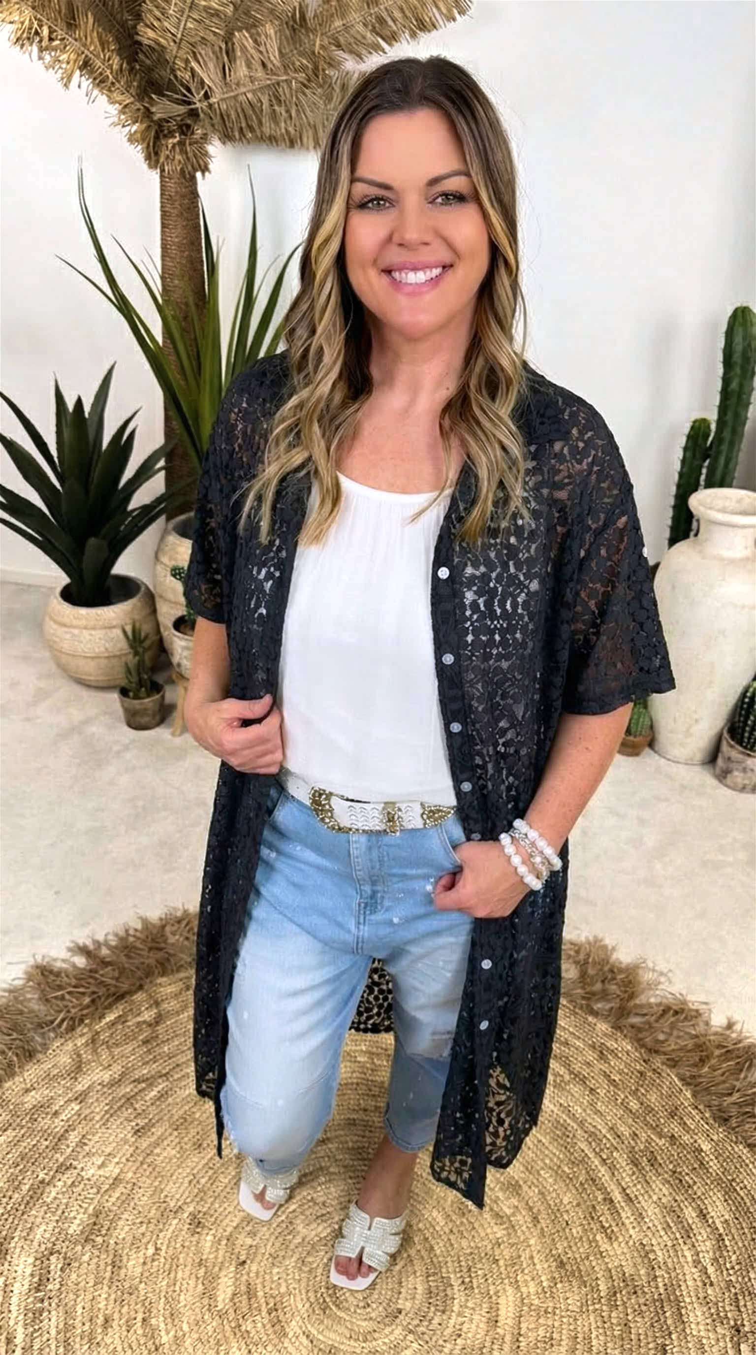 Spitzenbluse Paris Lace (kurz) *Schwarz*