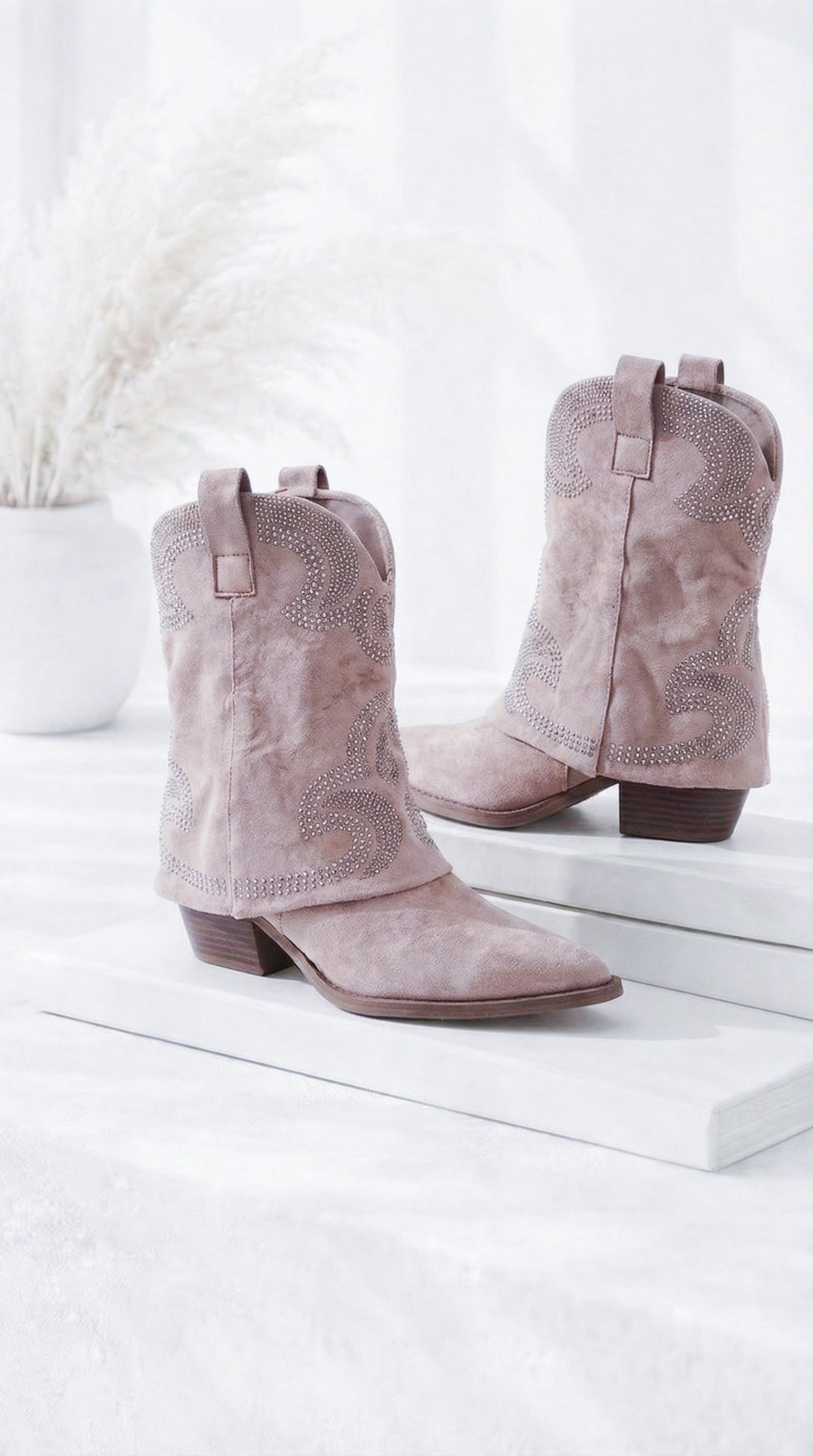 Boots Wild Air