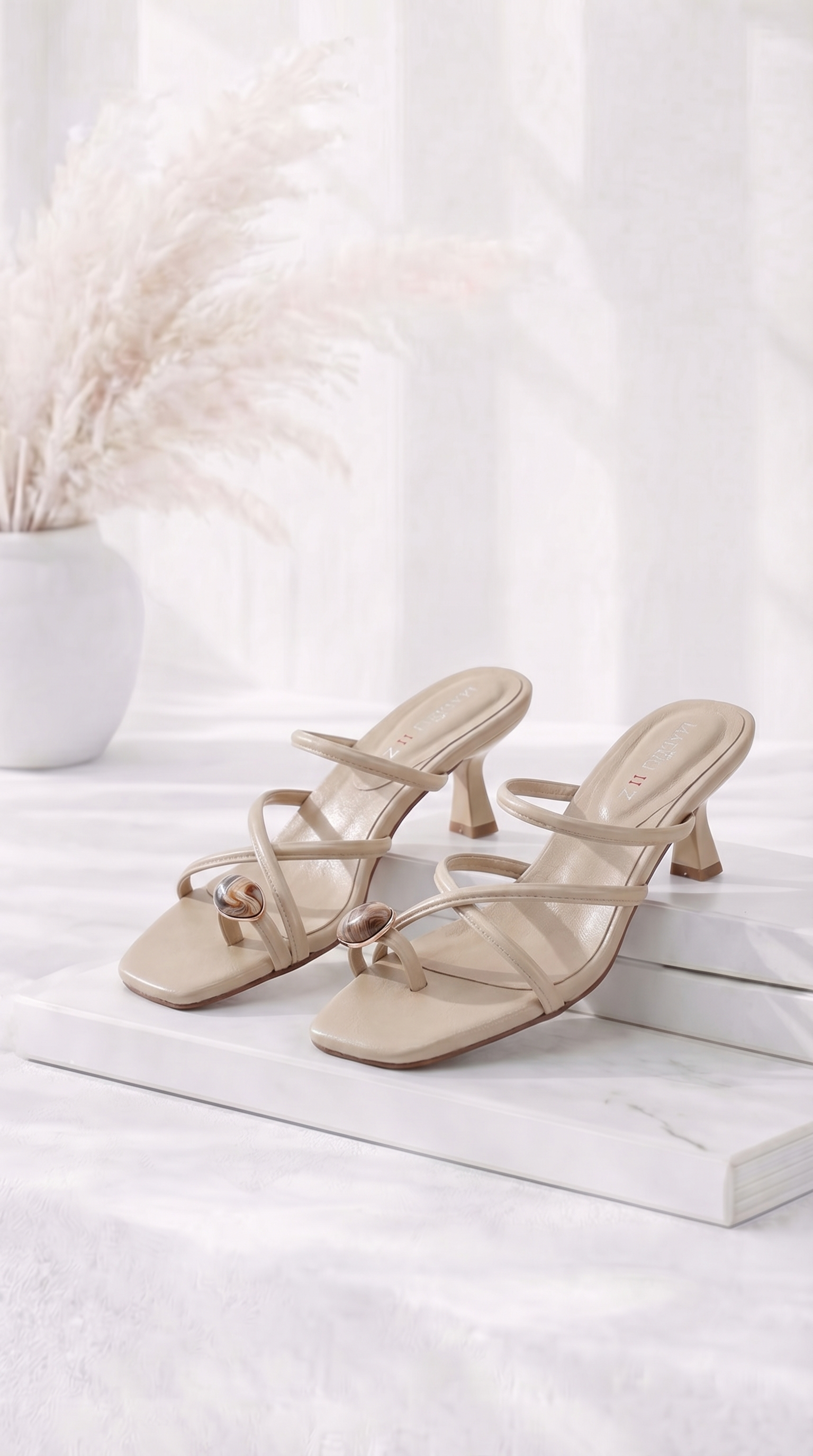 Sandale Luxury Kiss *Beige*