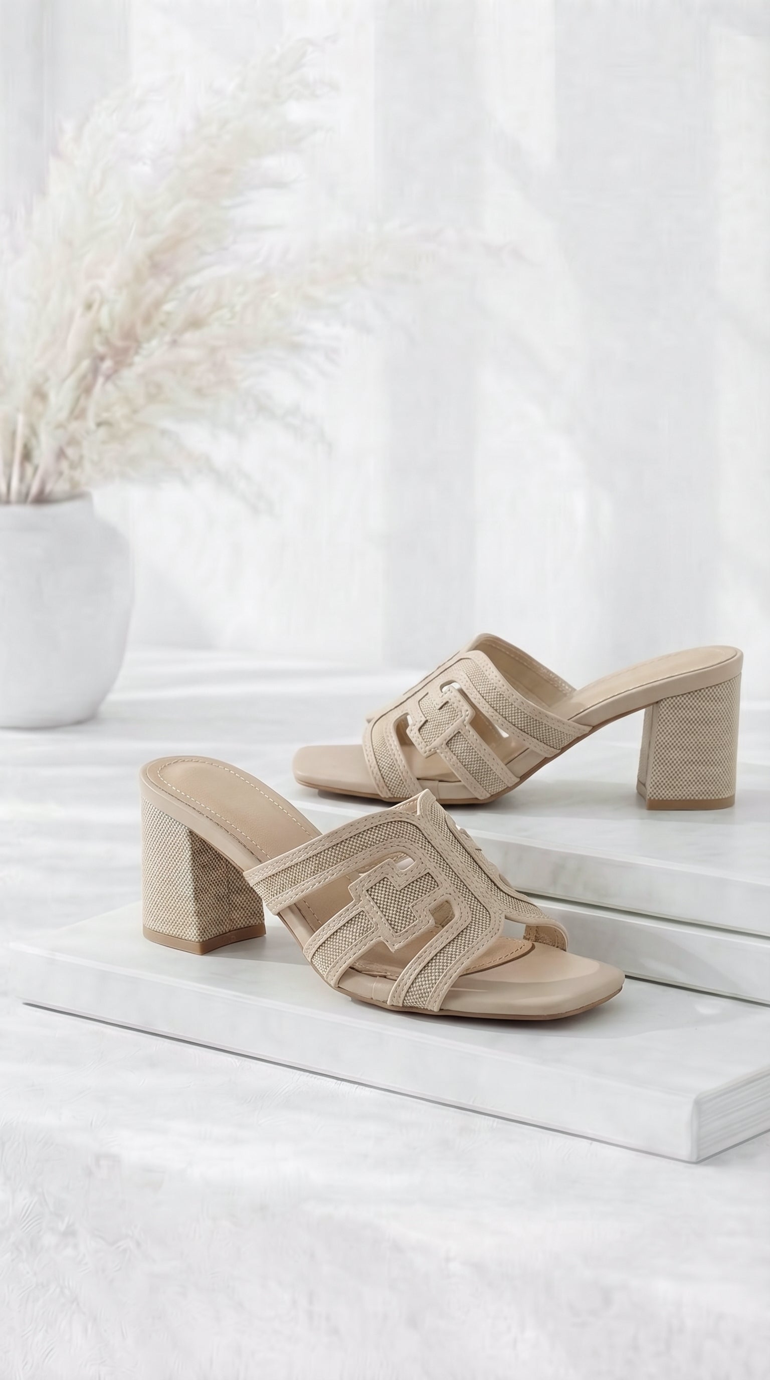 Absatzsandale Monaco Classy *Beige*