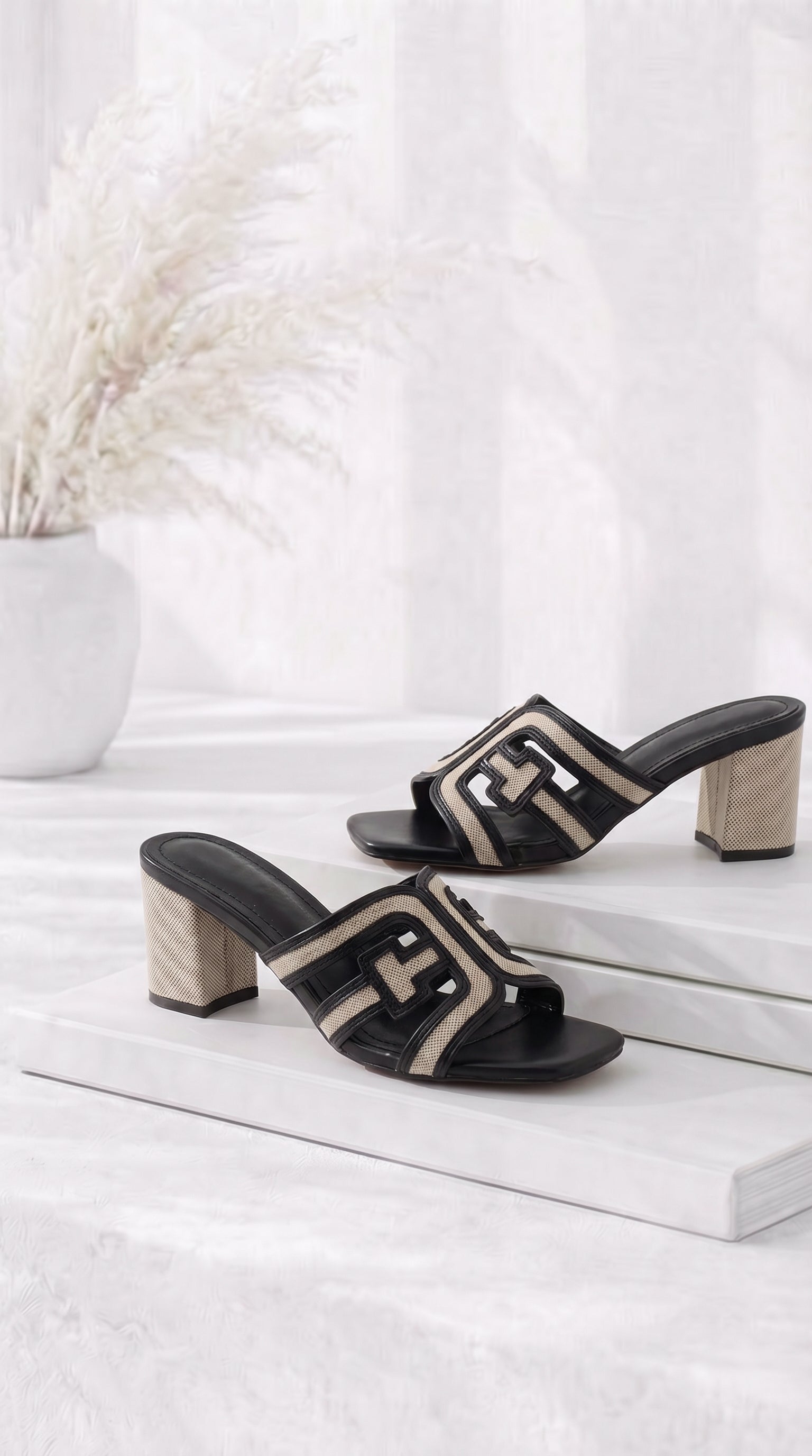 Absatzsandale Monaco Classy *Schwarz*