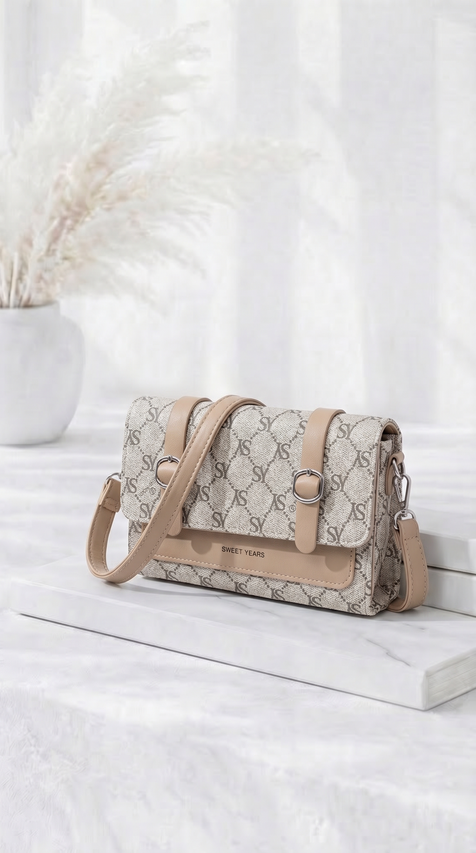 Kleine Umhängetasche Royal Affair *Beige*
