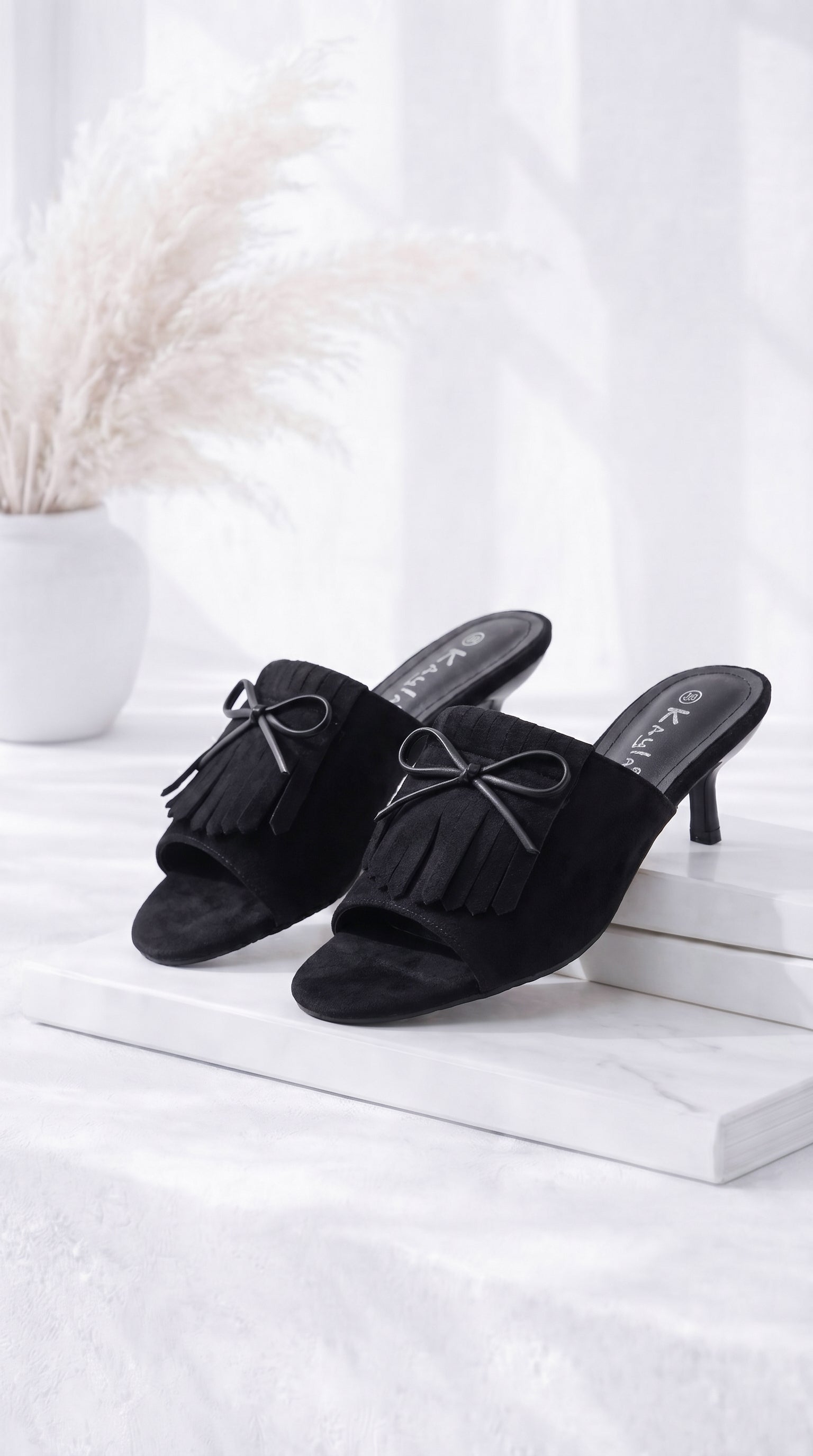 Sandale Velvet Charm *Schwarz*