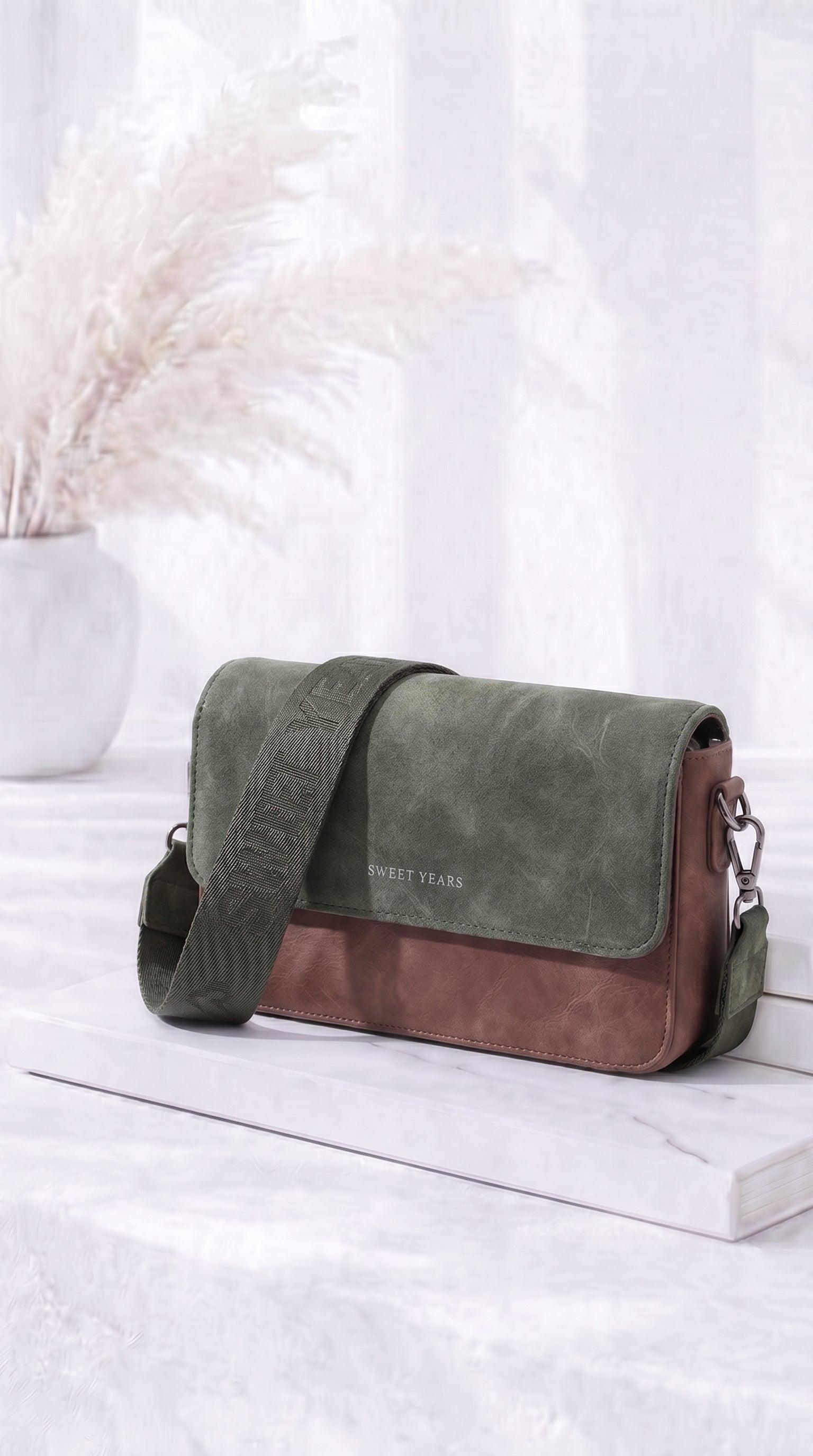 Kleine Umhängetasche Chic Avenue *Khaki*