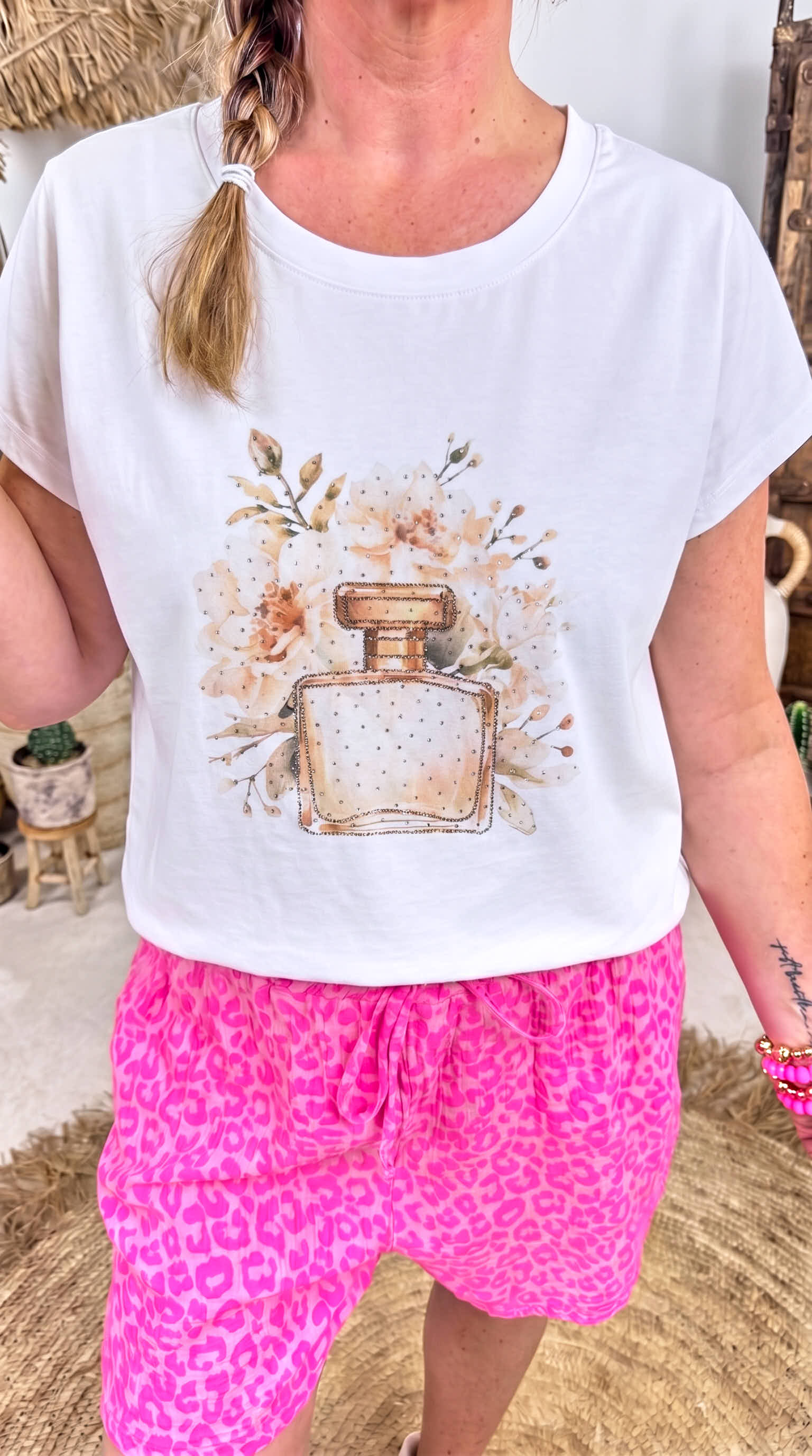 T-Shirt Smells Like Flowers *Big Size*