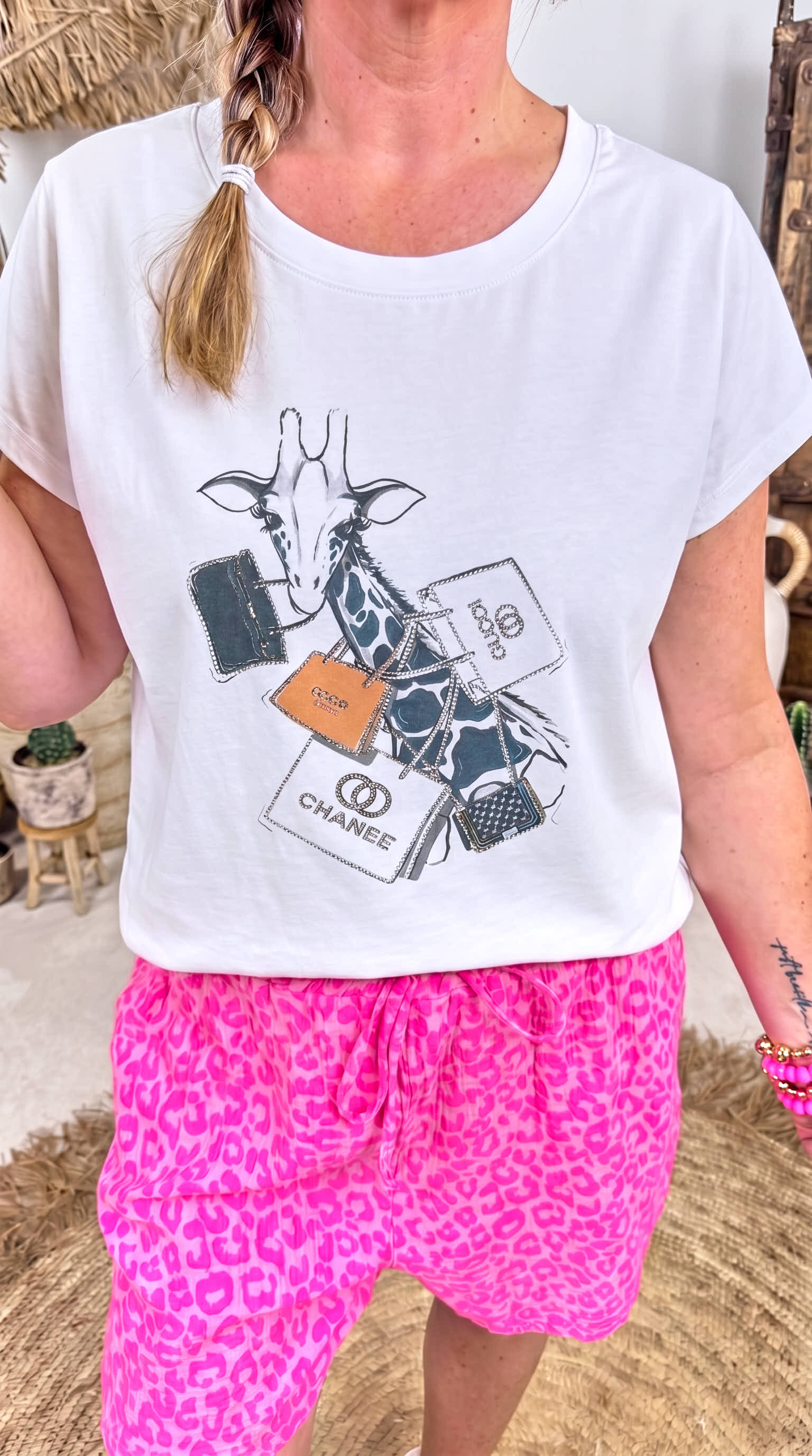 T-Shirt Gentle Giraffe