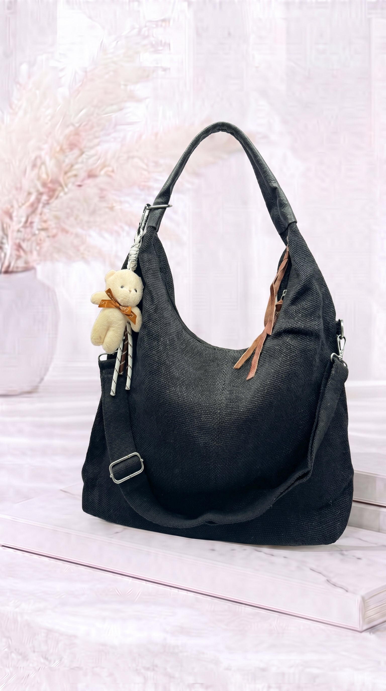 Handtasche Amber Shore *Schwarz*