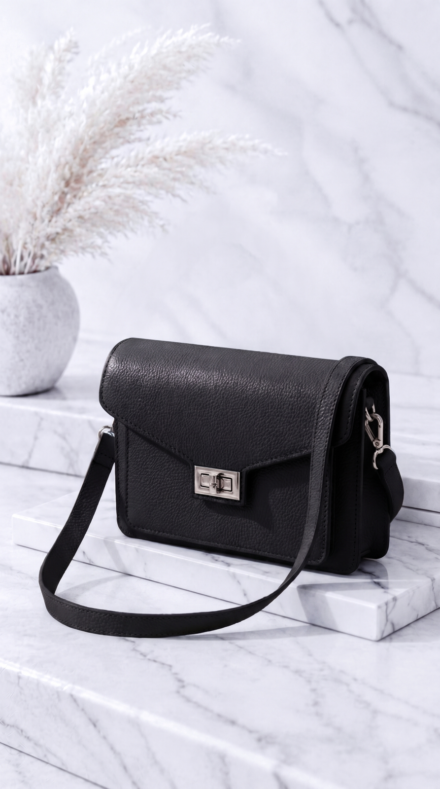 Kleine Tasche Chic Crossbody *Schwarz*