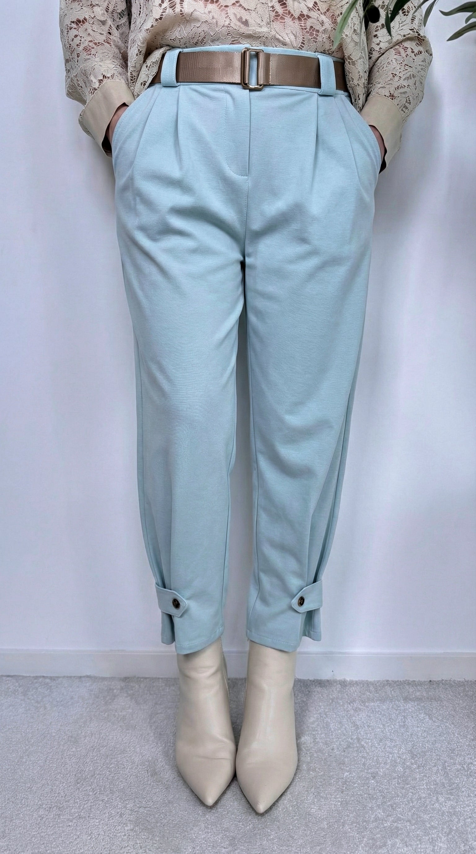 Hose Daily Flow *Ice-Blau*