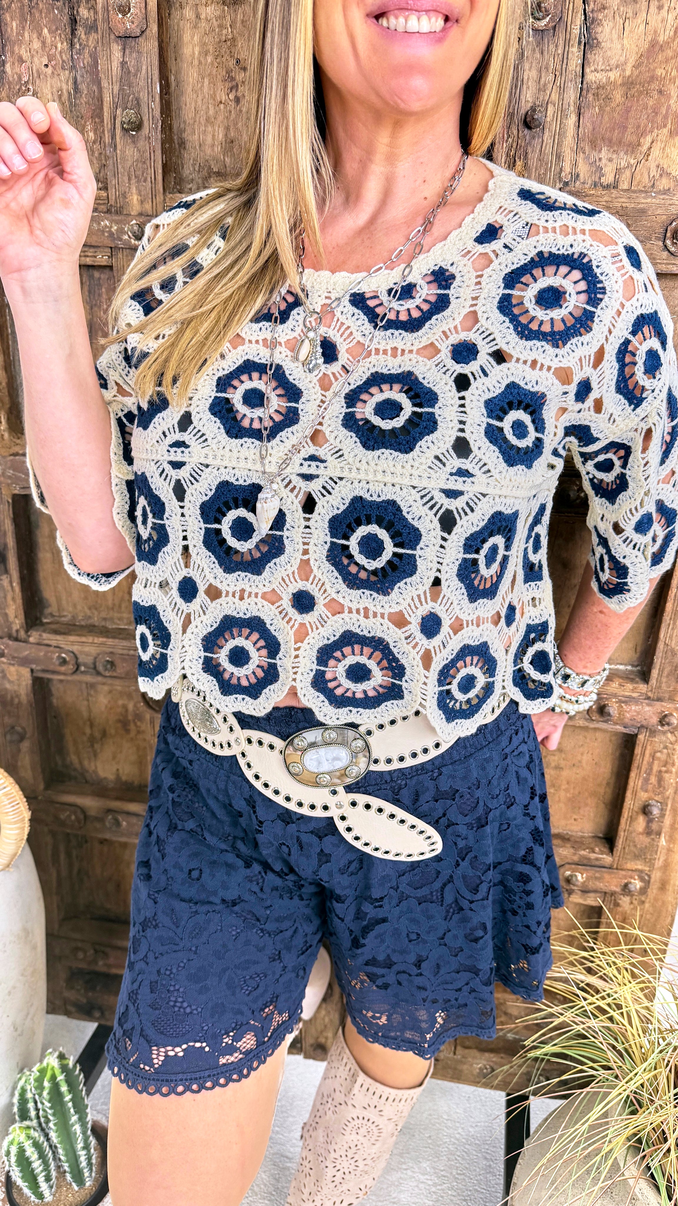 Häkelshirt Oasis Bloom *Dunkelblau*