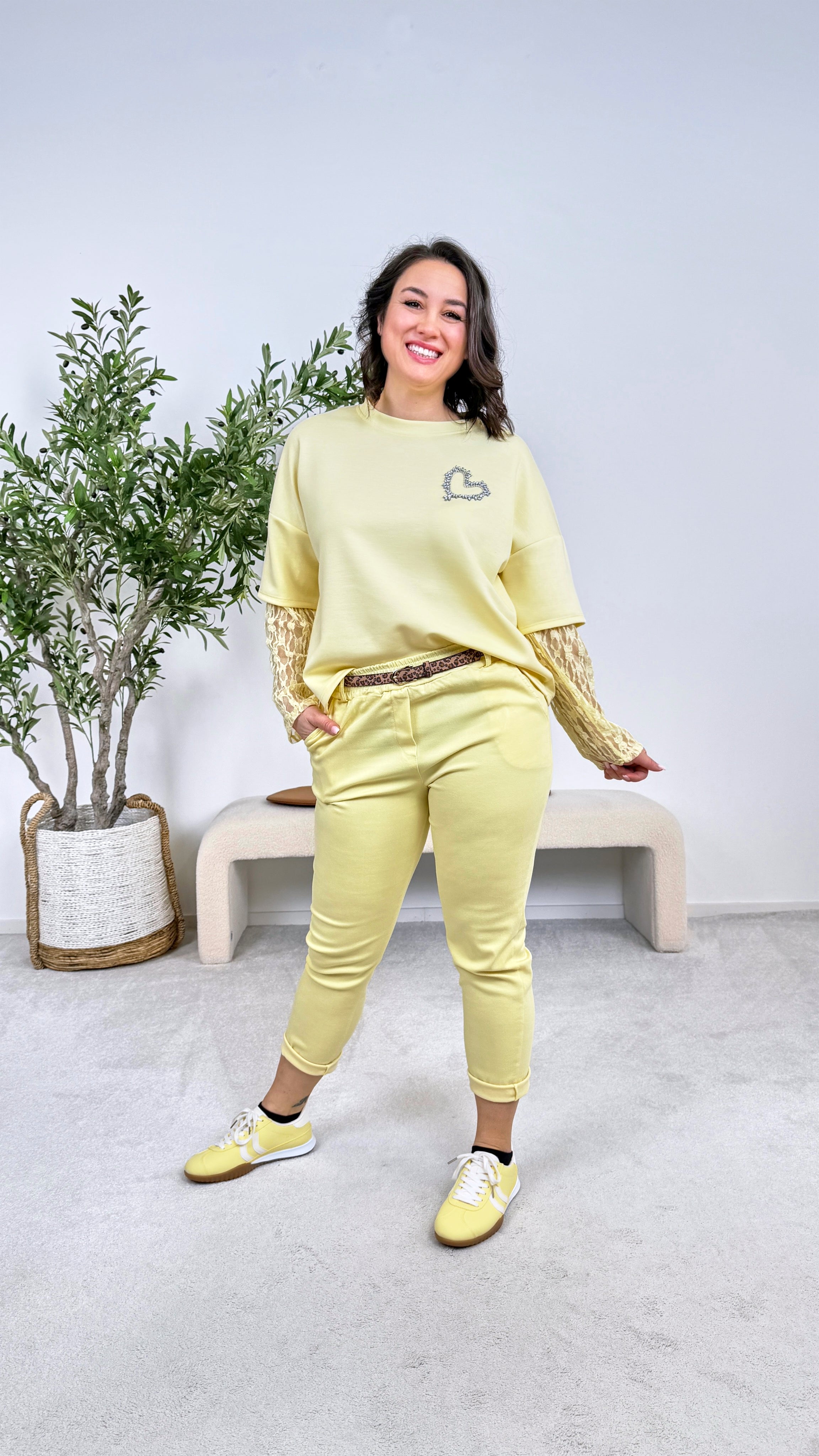 Sweatshirt Satin Heart *Gelb*