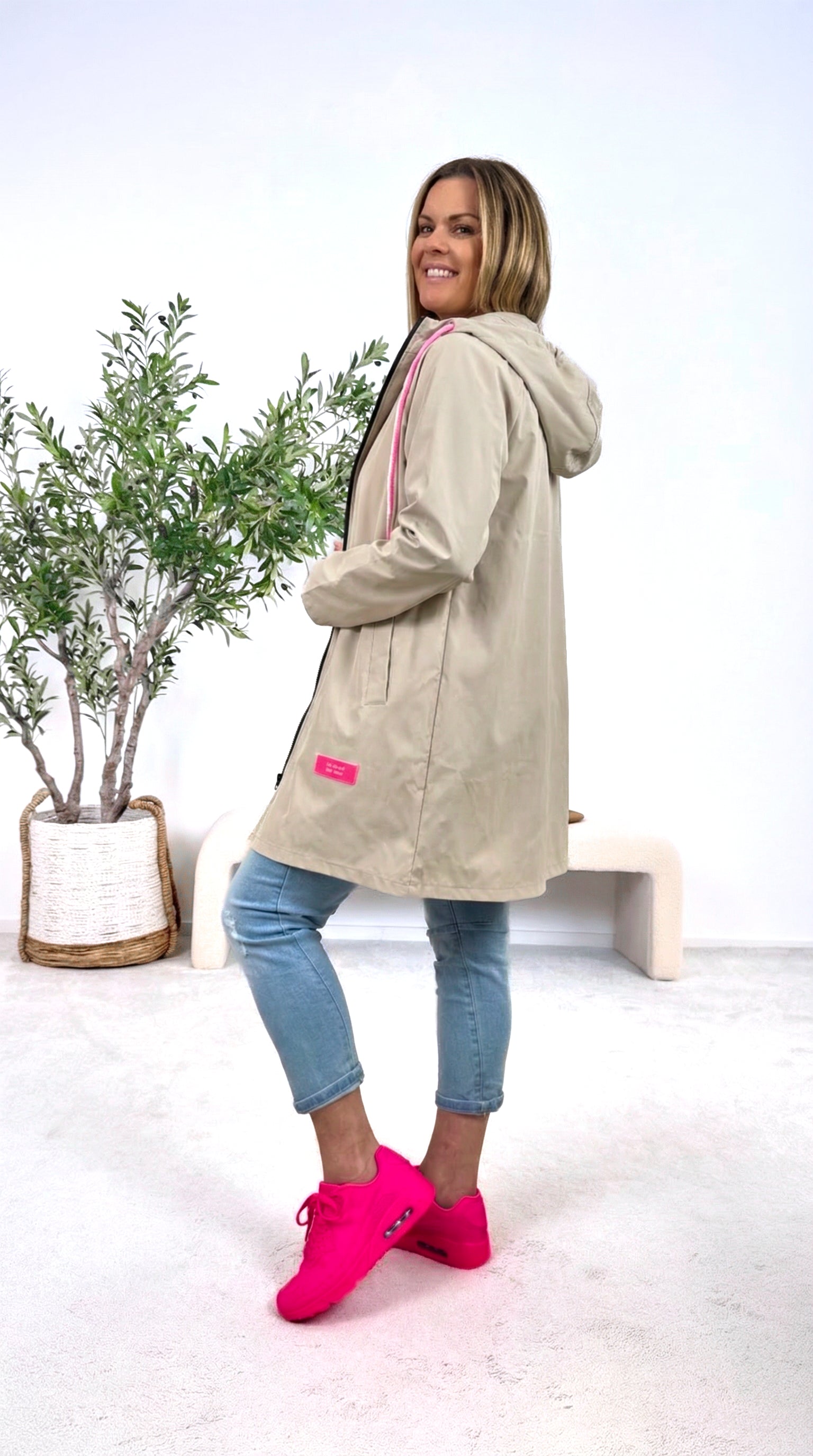 Leichte Jacke Run the World *Beige*