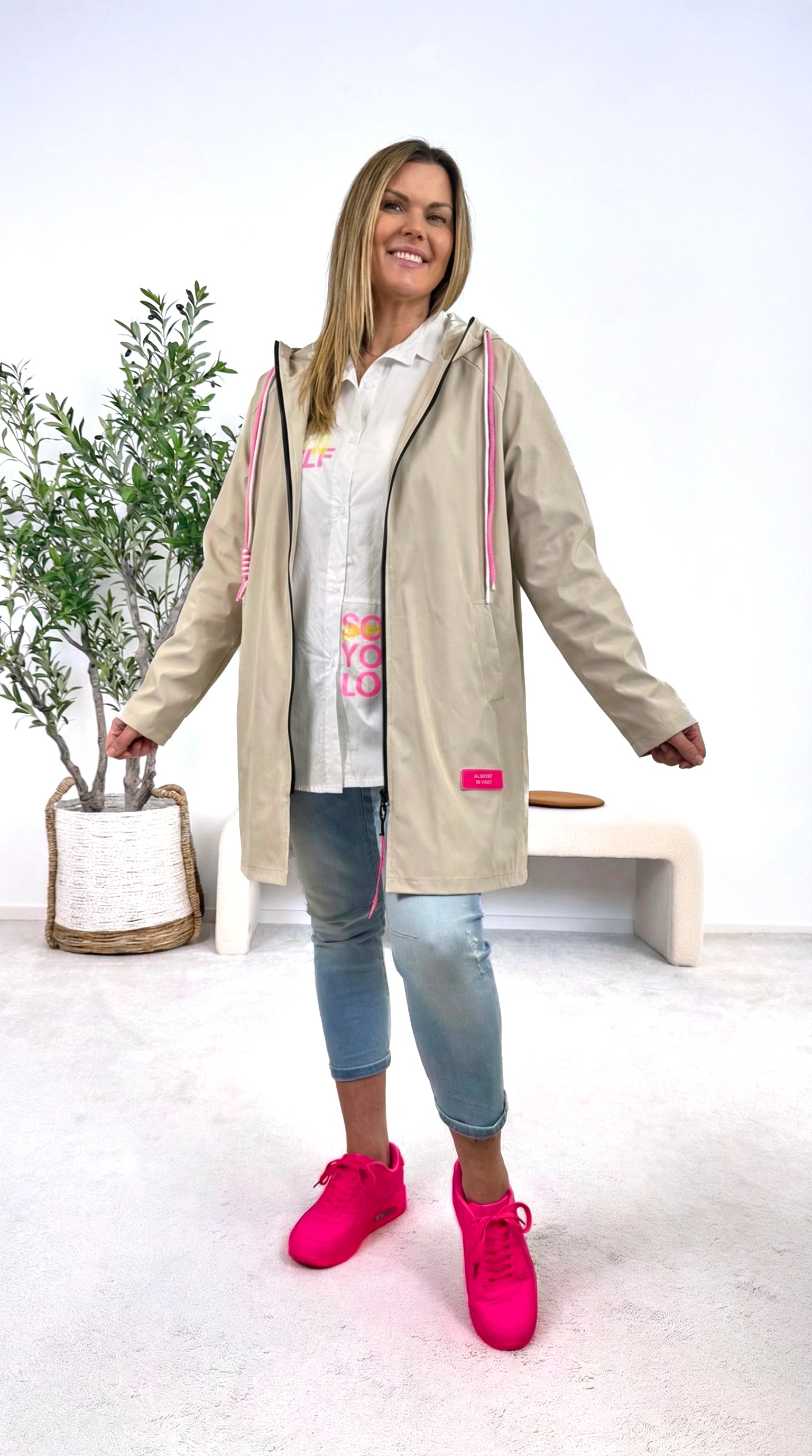 Leichte Jacke Run the World *Beige*