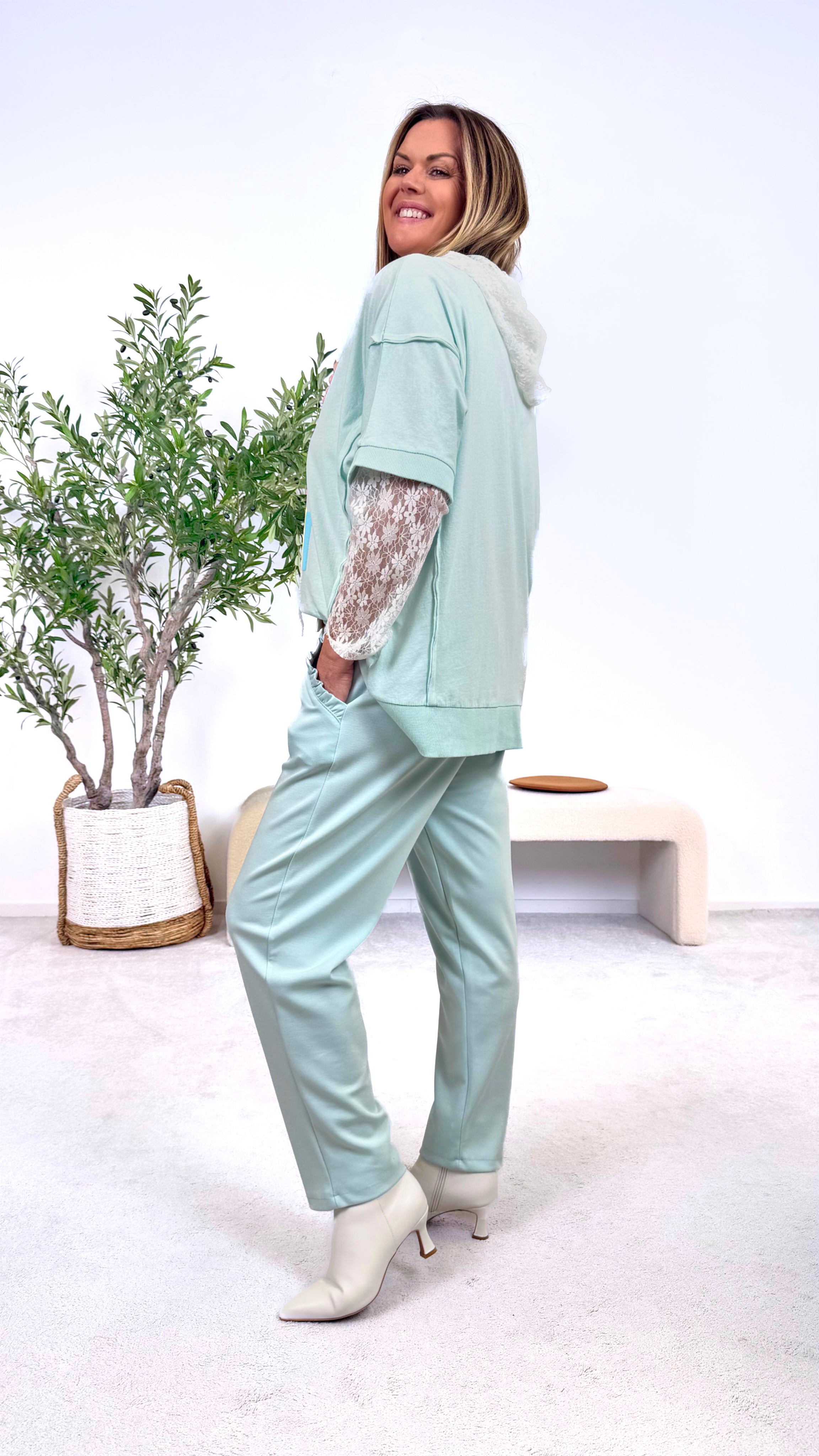 Spitzenshirt Timeless Beauty *Weiß*