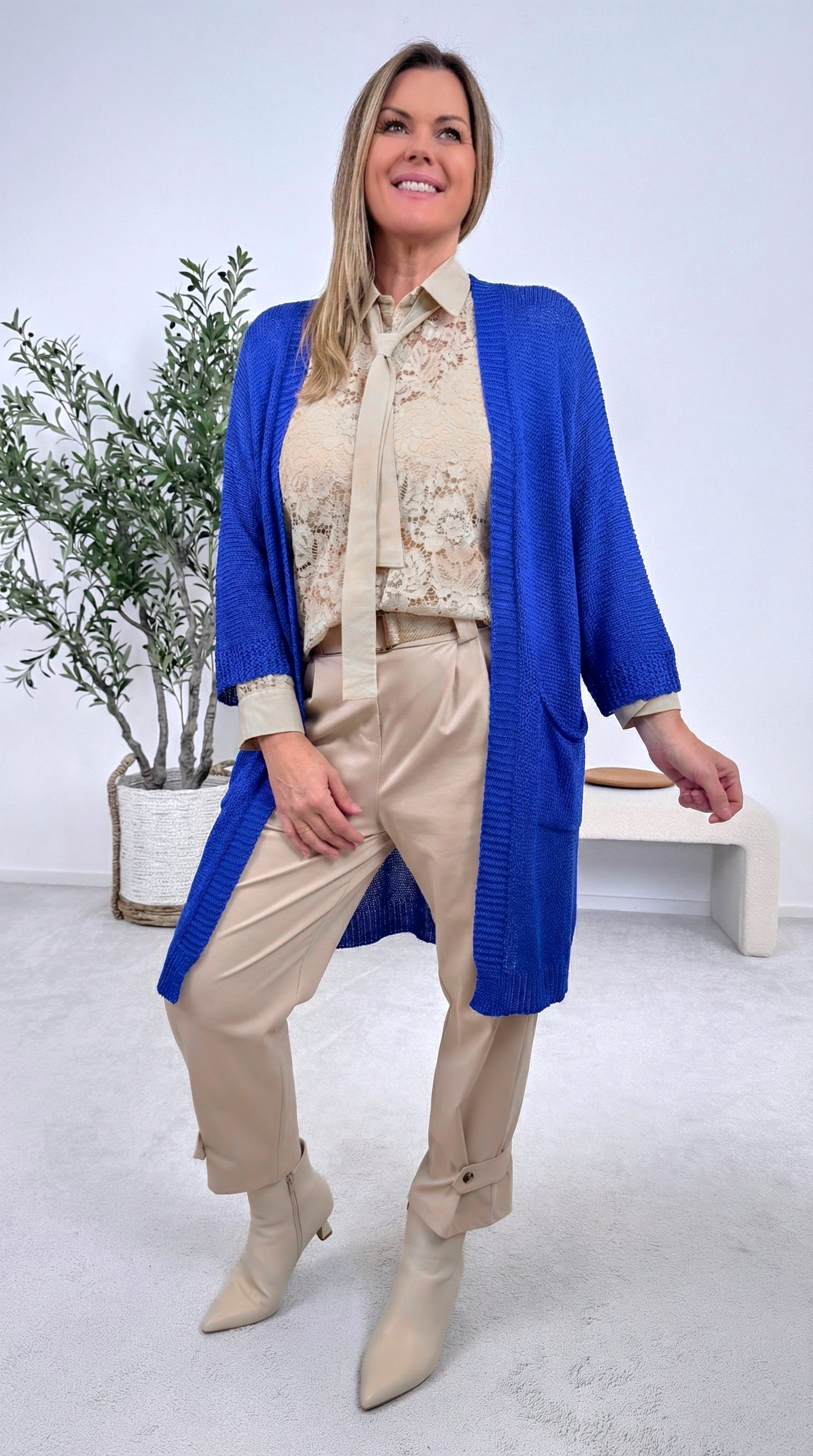 Netz-Strickjacke Turin *Royalblau*