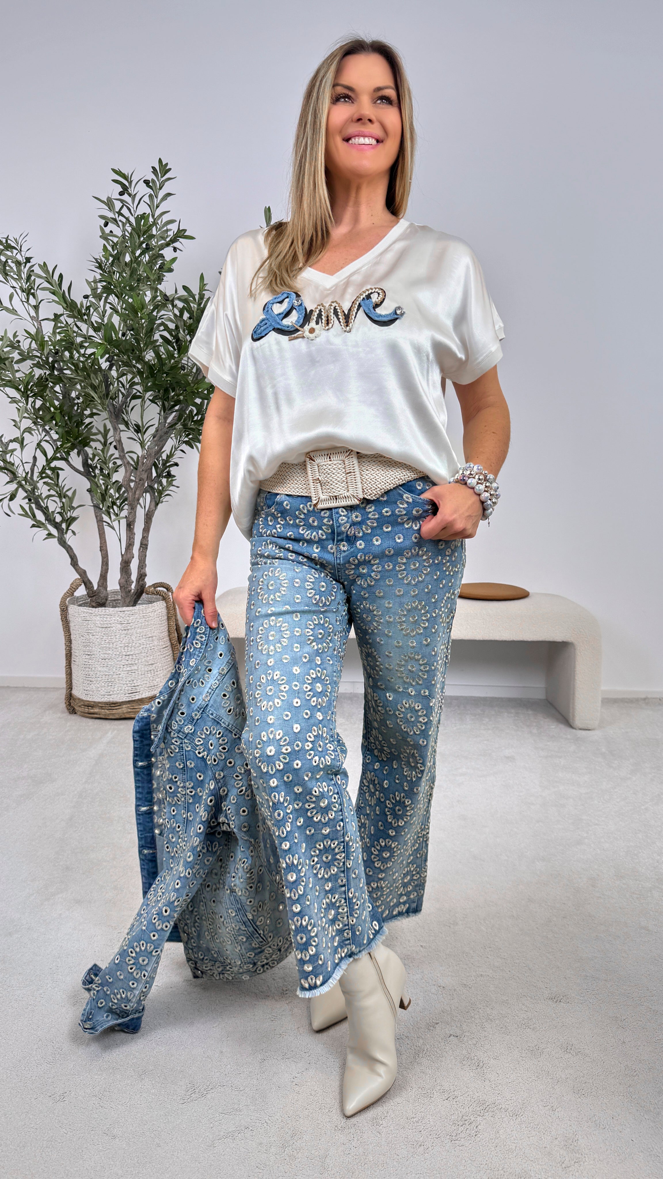 Jeans Floral Queen (B-3980-N)