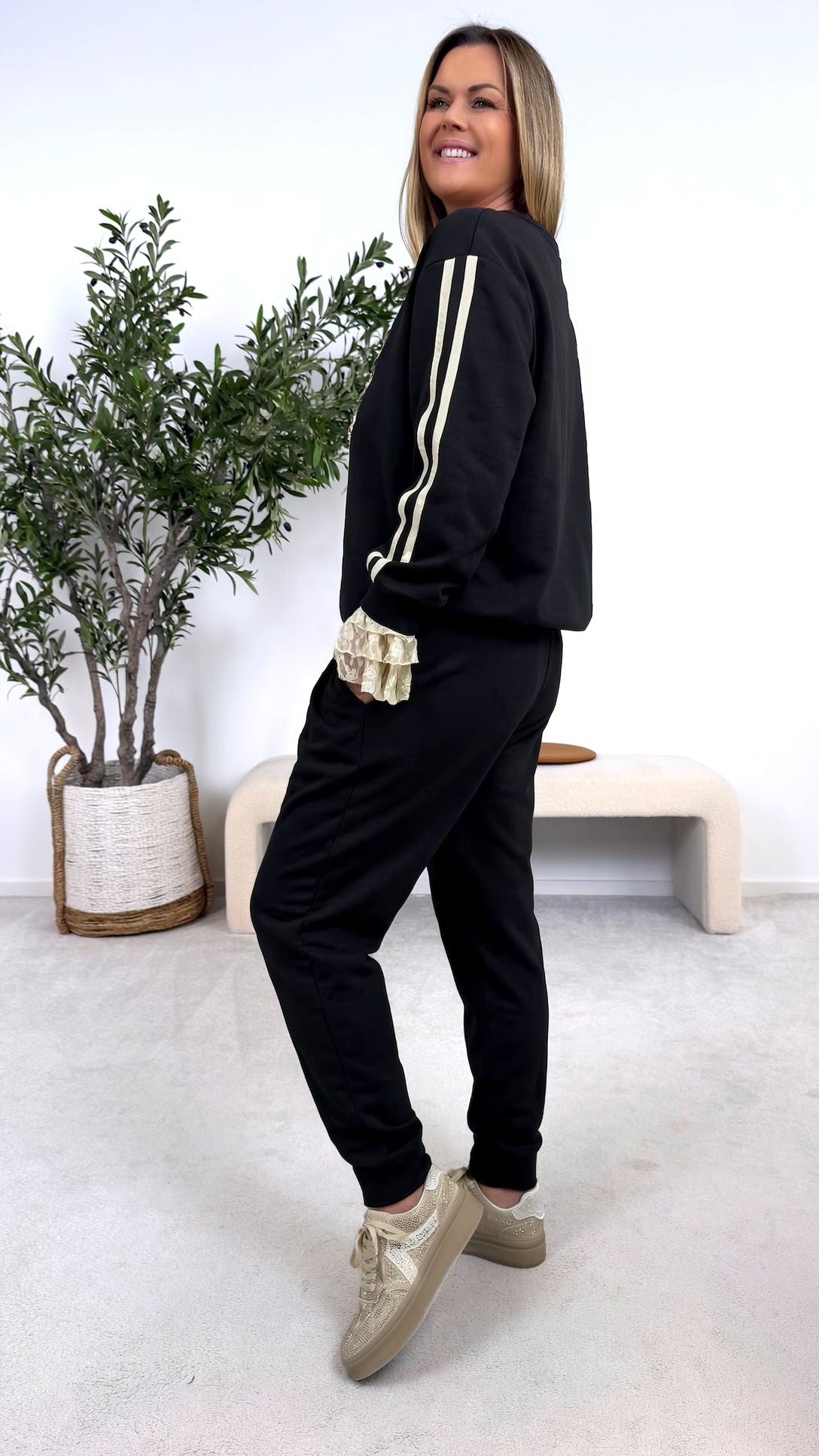 Sweatshirt Leo Dog *Schwarz*