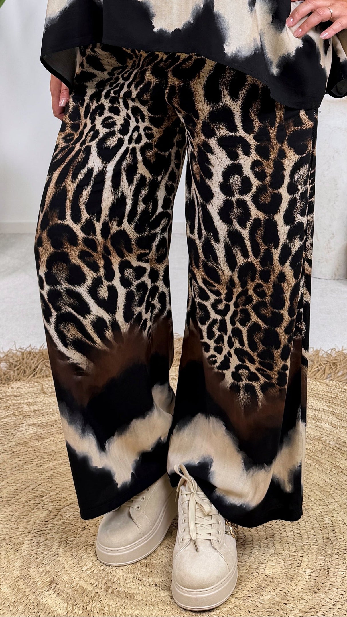 Weite Hose Auryn *Camel/Schwarz*